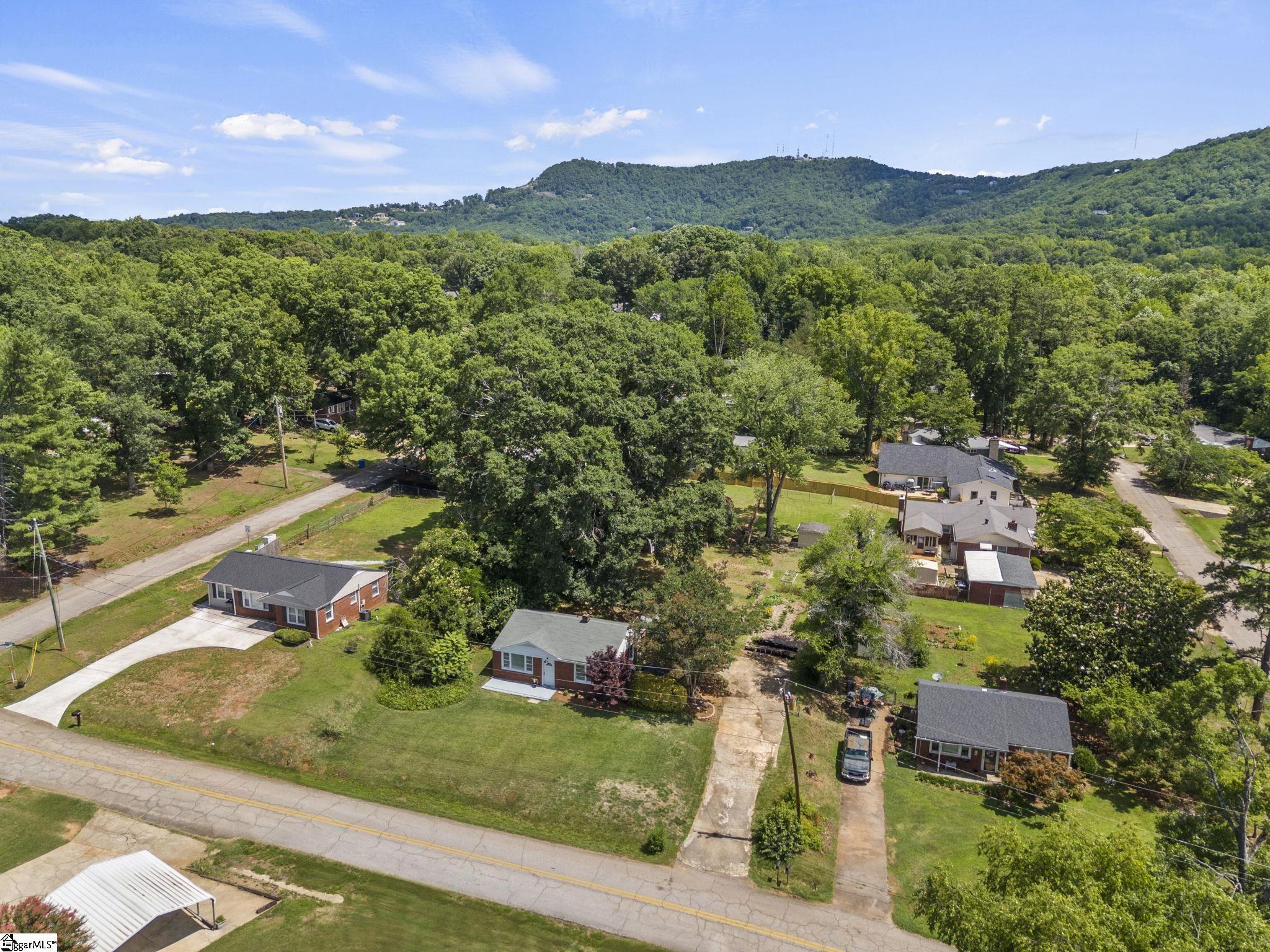 1902 Old Parker Road Greenville, SC 29609