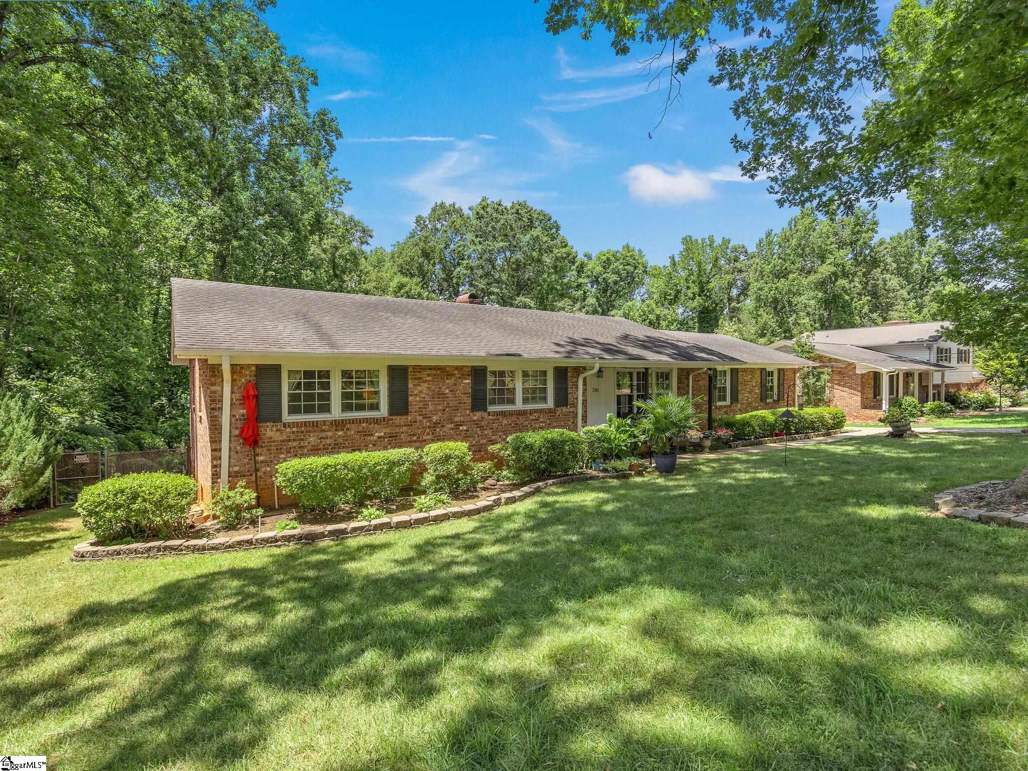 246 Holly Drive Spartanburg, SC 29301
