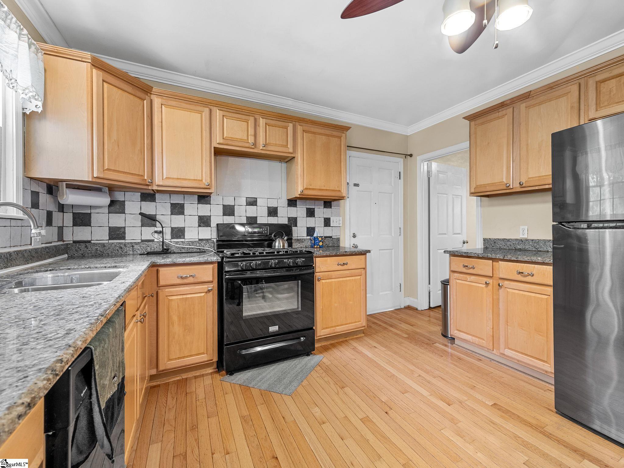 246 Holly Drive Spartanburg, SC 29301