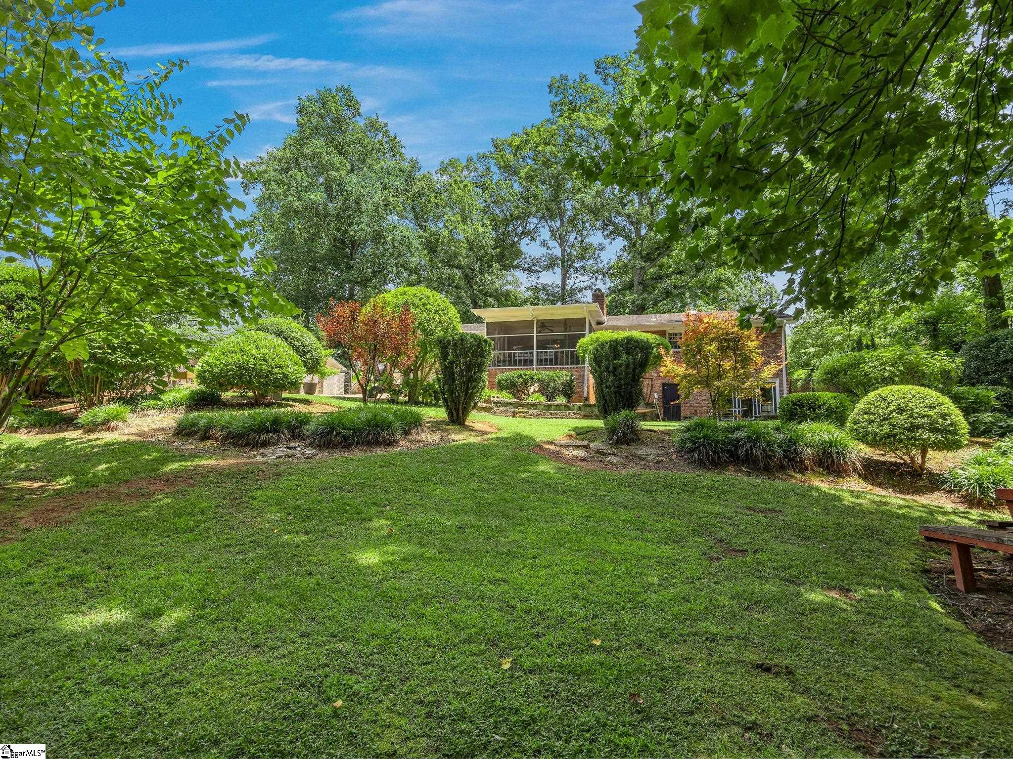 246 Holly Drive Spartanburg, SC 29301