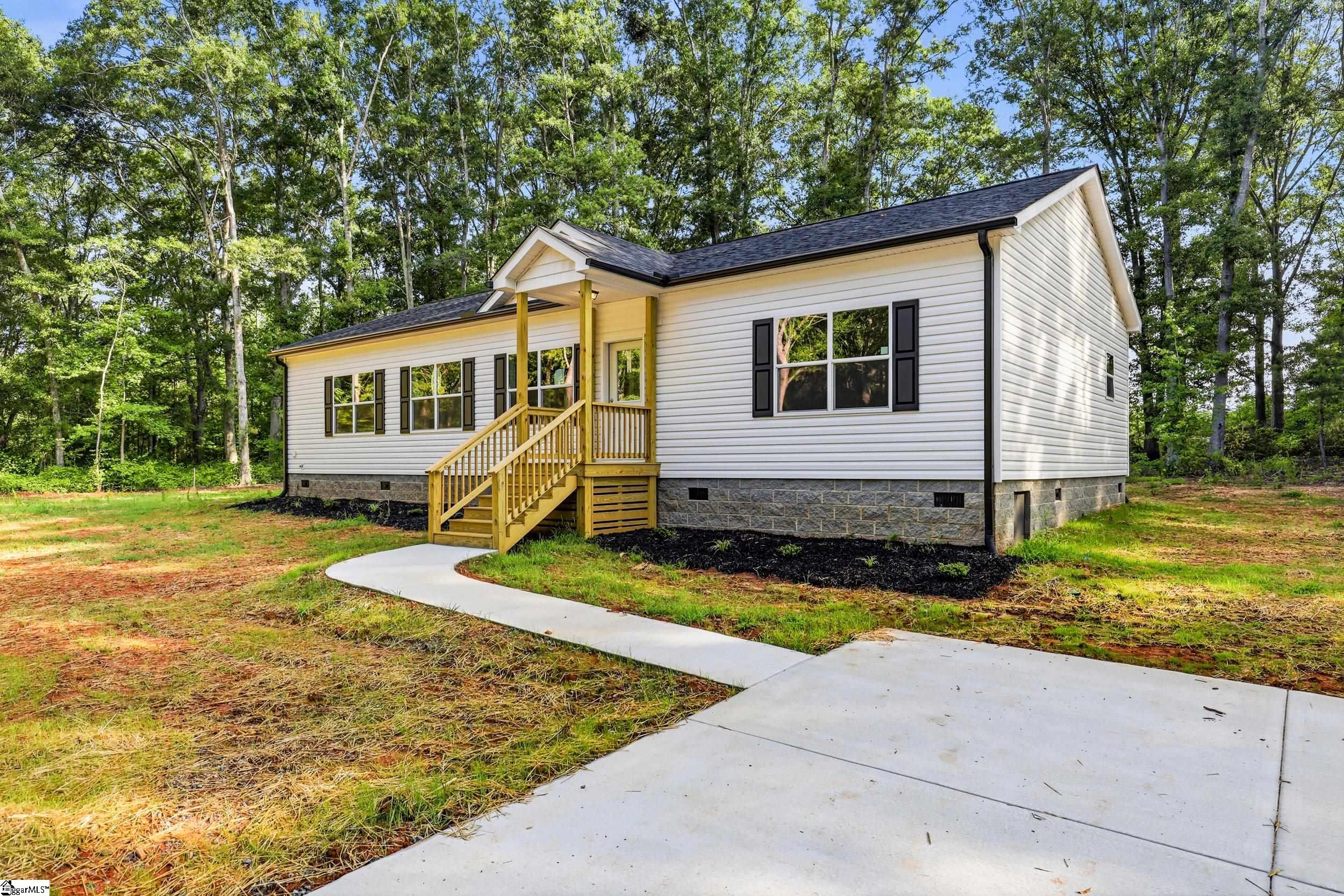 112 Zula Circle Starr, SC 29684