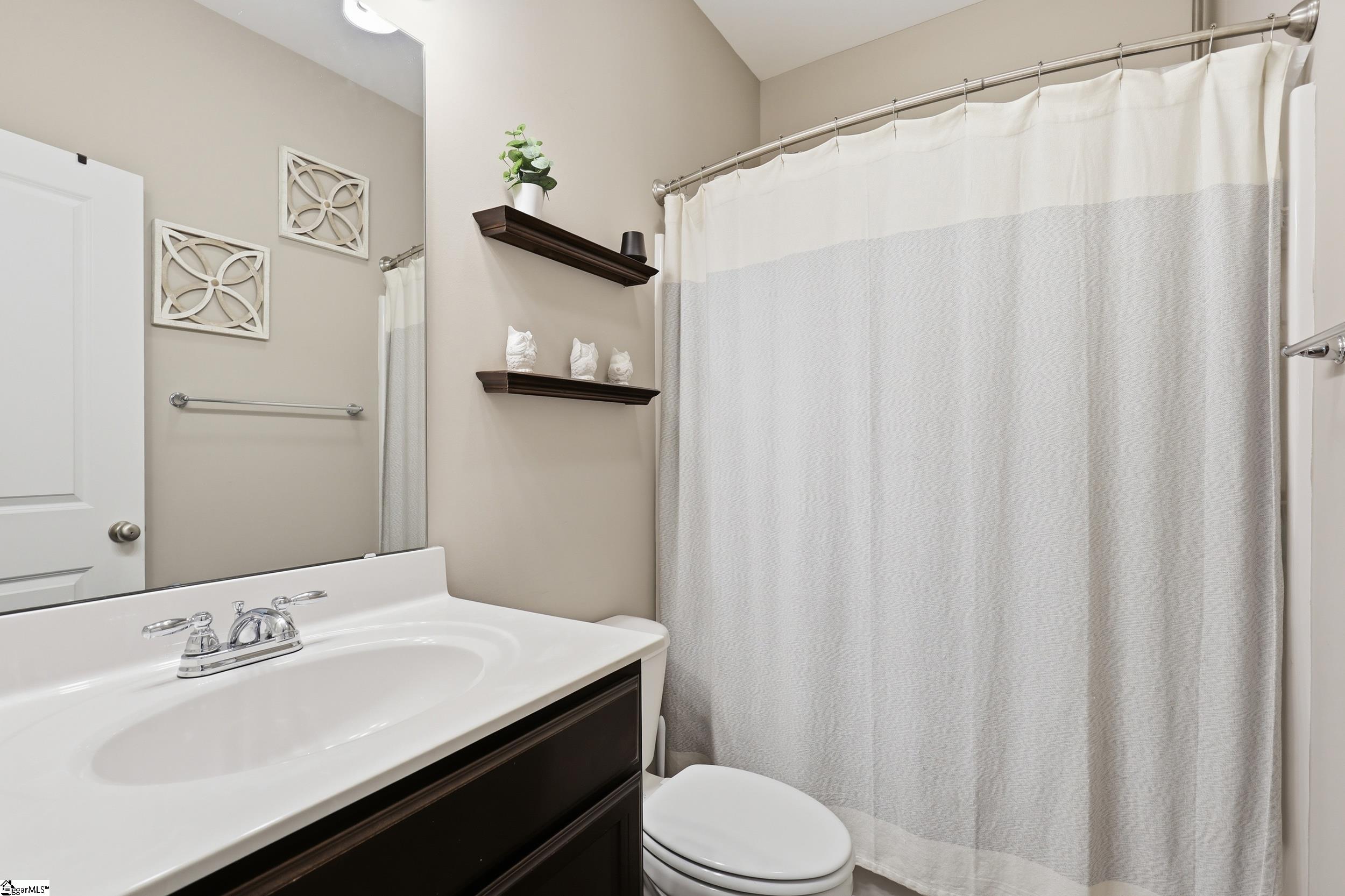 505 W D Street Easley, SC 29640