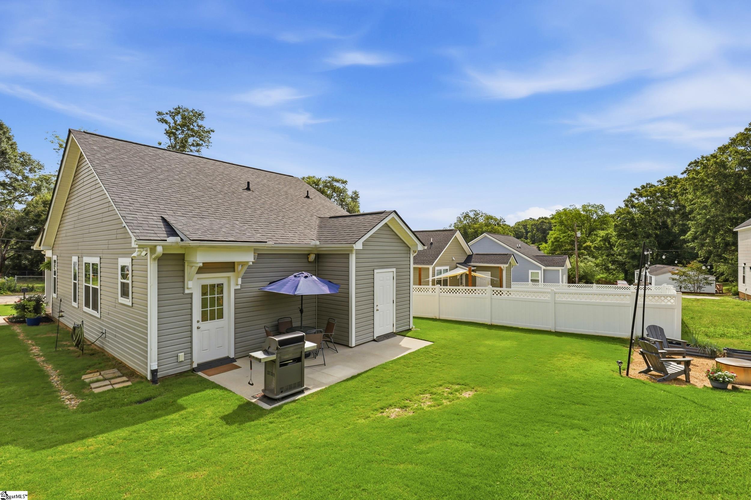 505 W D Street Easley, SC 29640