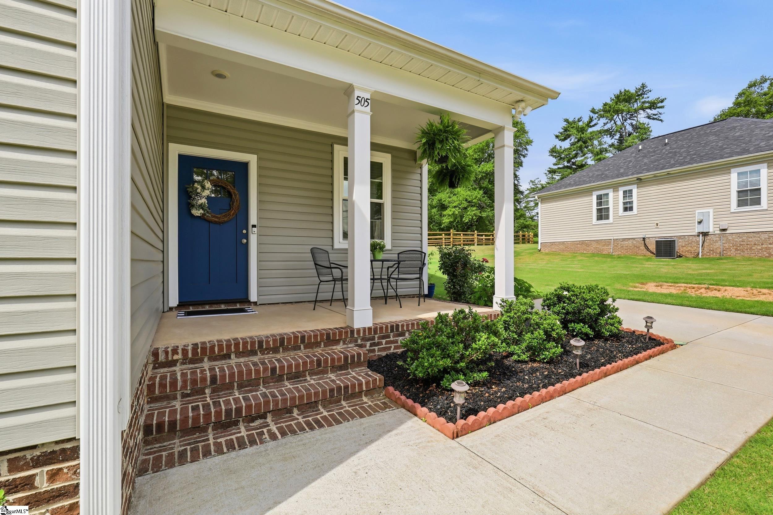 505 W D Street Easley, SC 29640