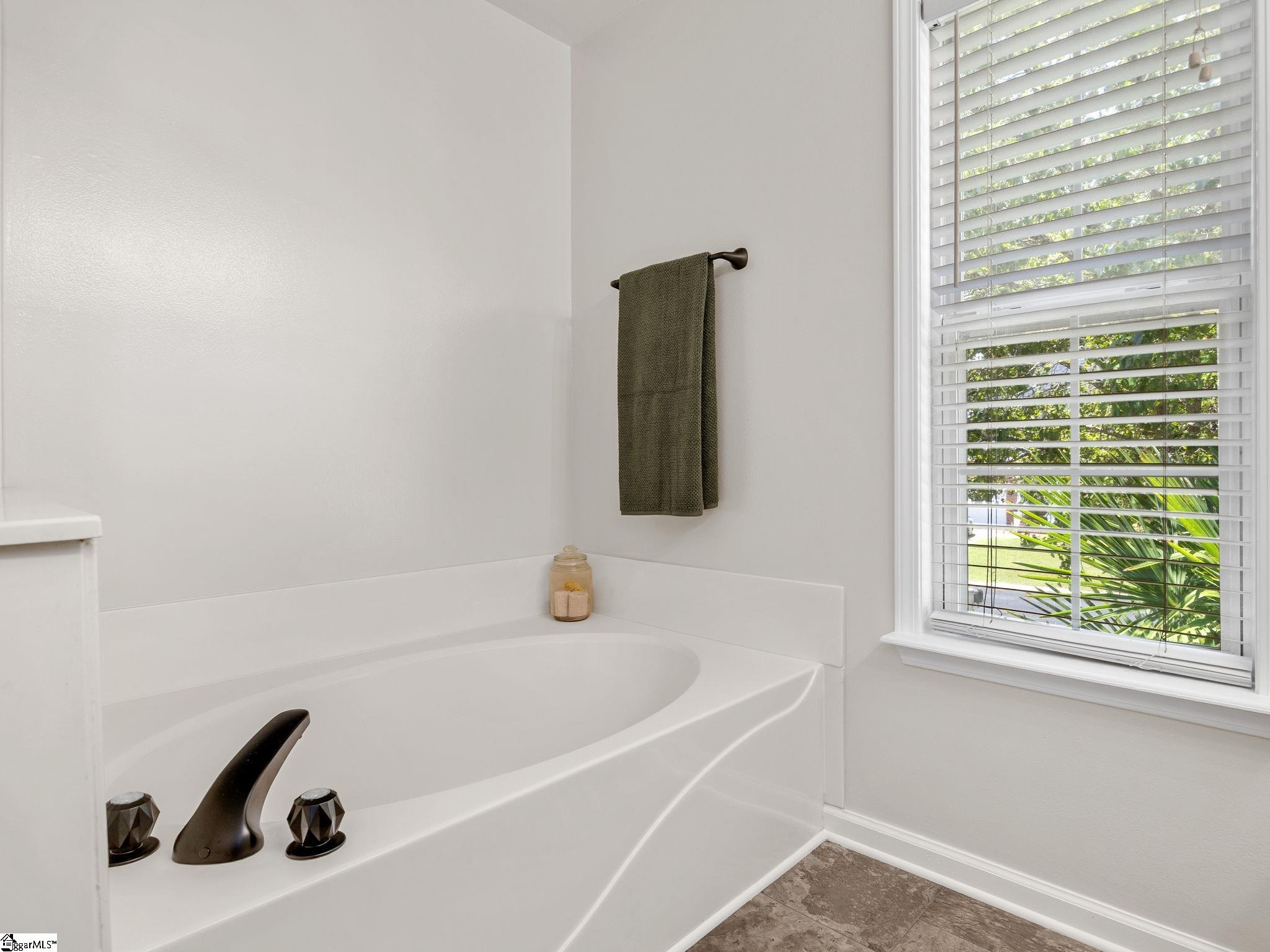 223 Silverbell Drive Boiling Springs, SC 29316