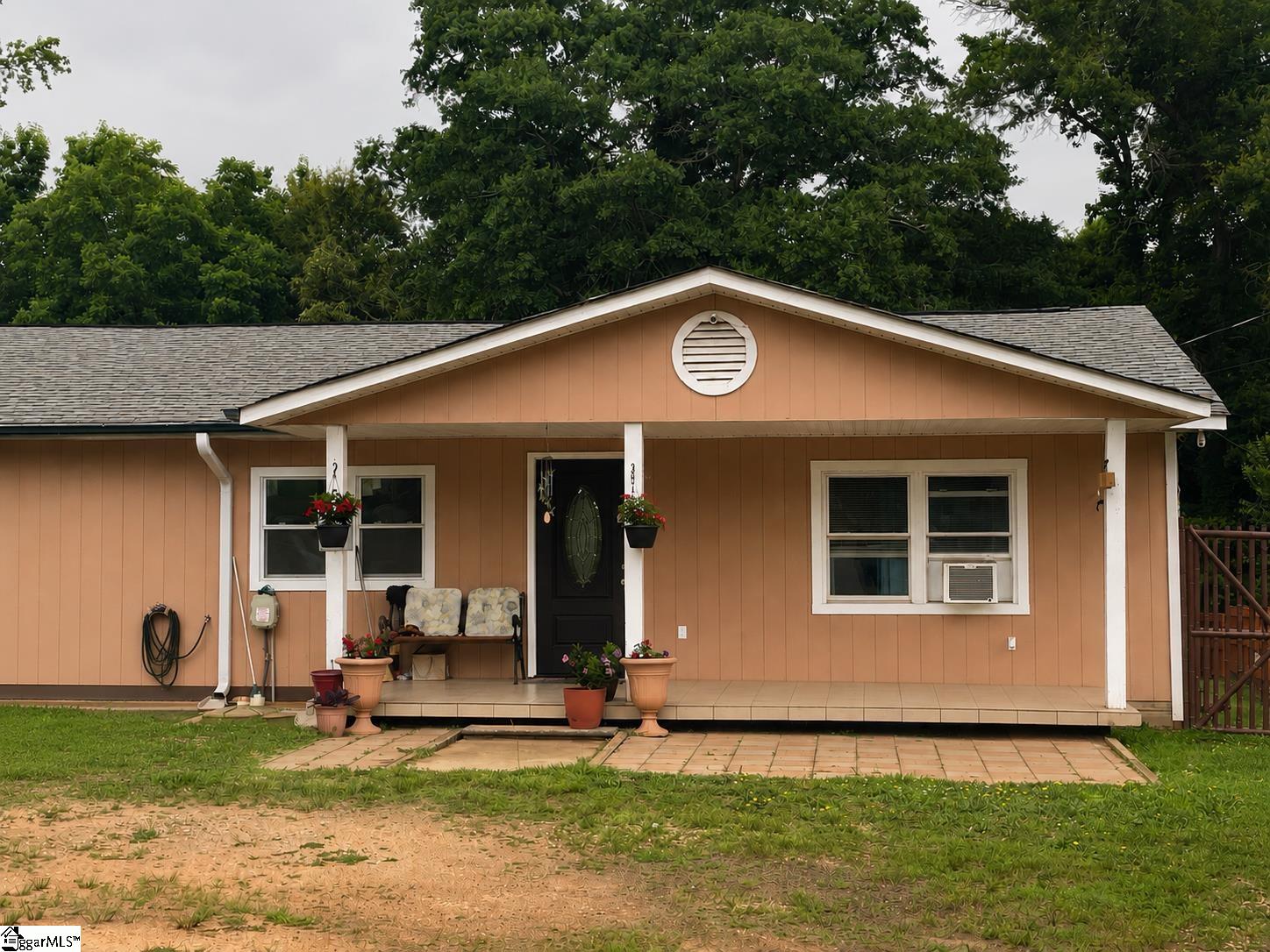 300 Baldwin Street Honea Path, SC 29654