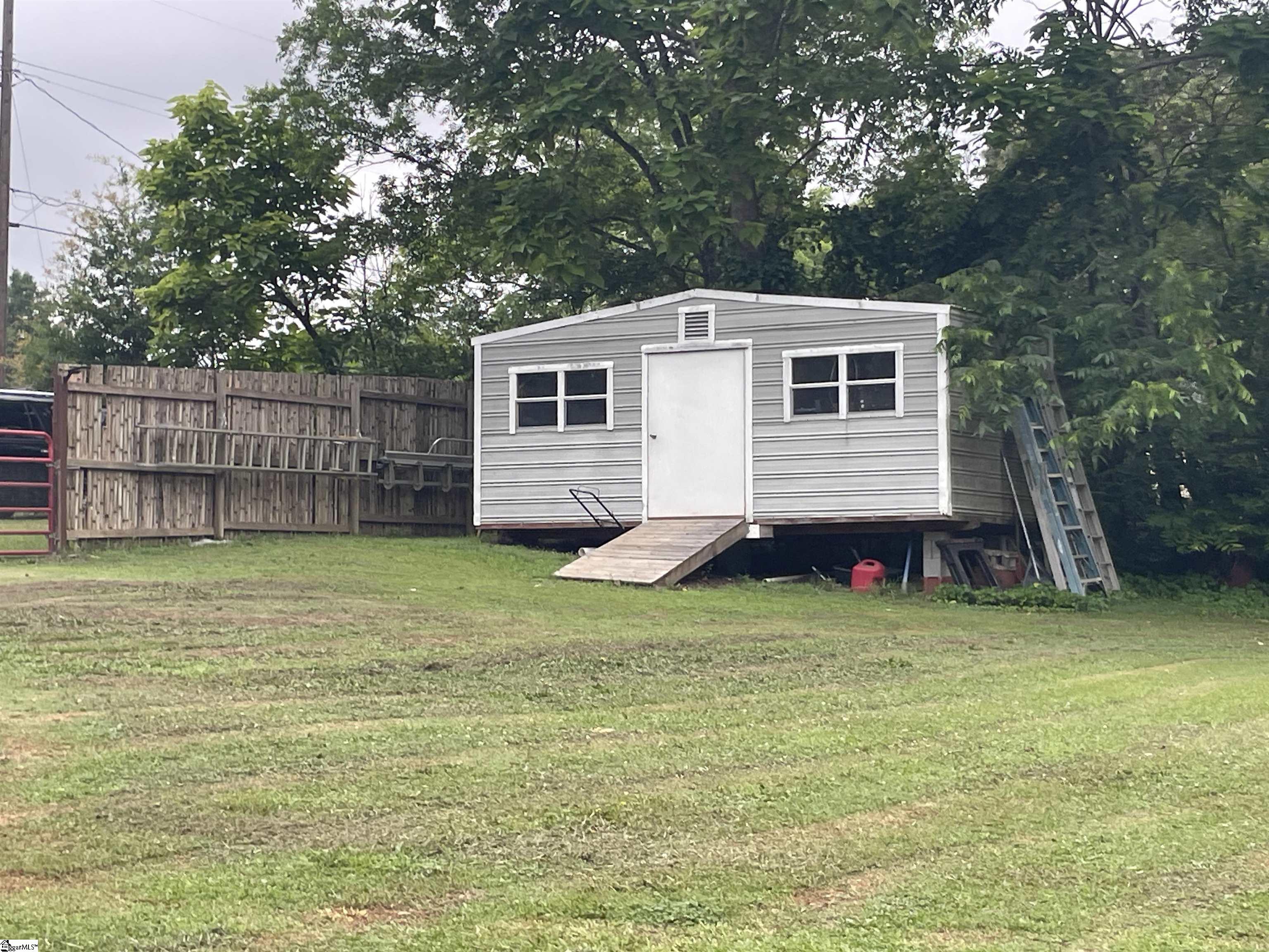 300 Baldwin Street Honea Path, SC 29654
