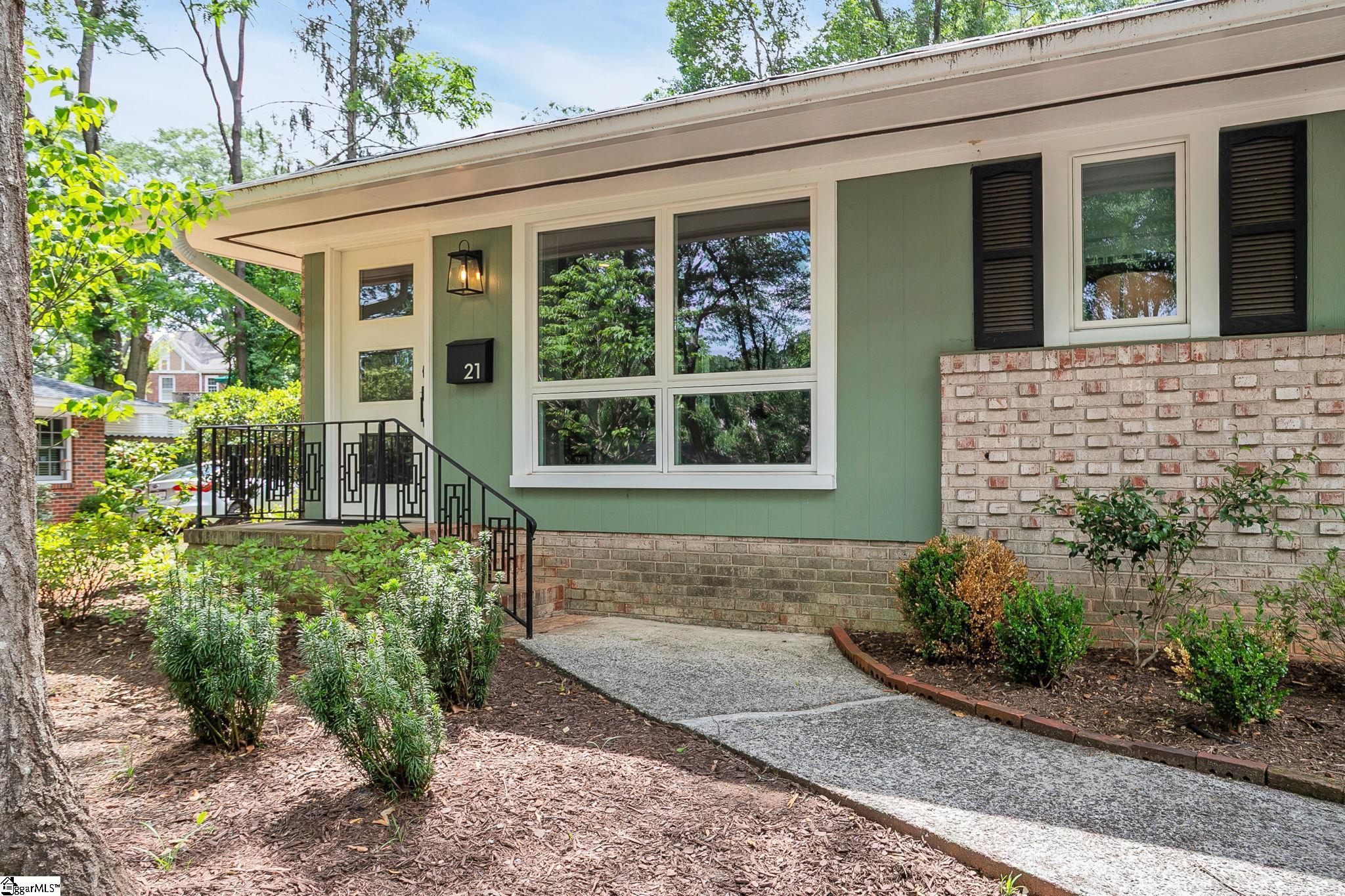 21 Knoxbury Terrace Greenville, SC 29601