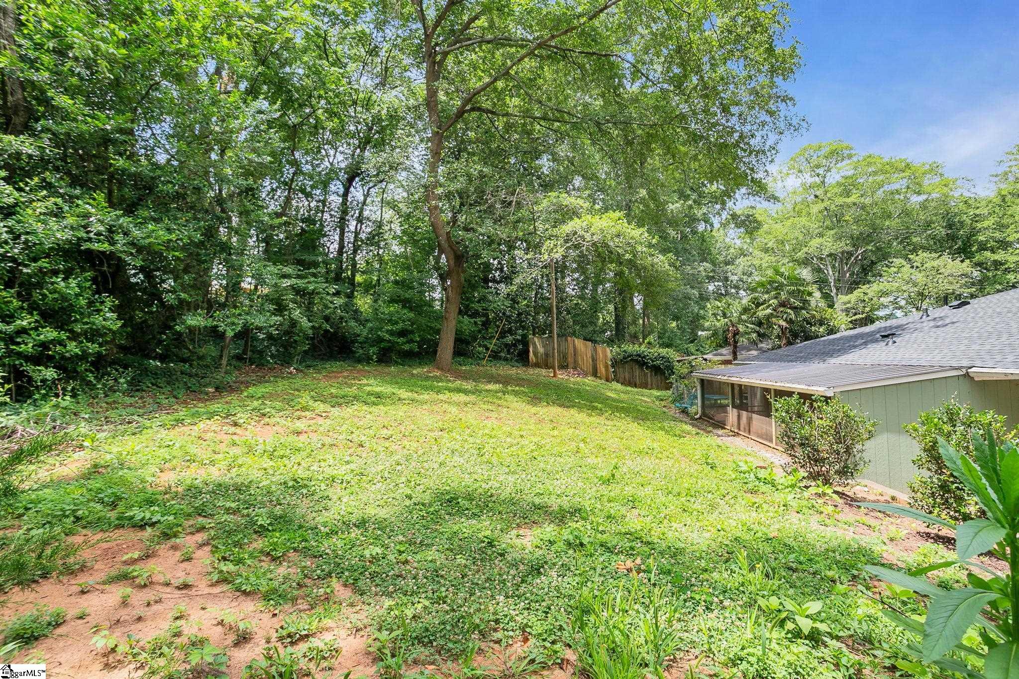 21 Knoxbury Terrace Greenville, SC 29601