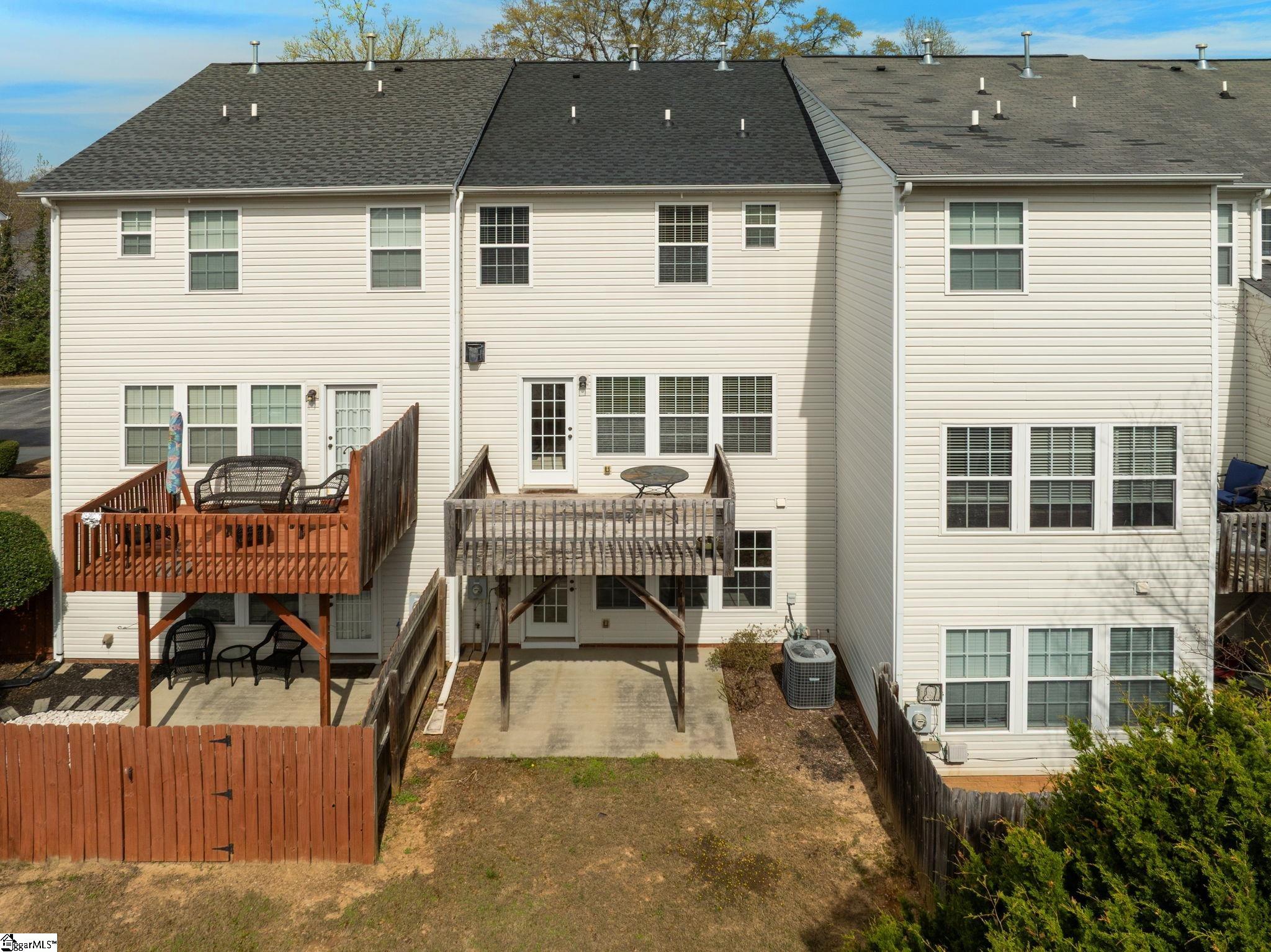 115 Sylvan Oak Way Simpsonville, SC 29681