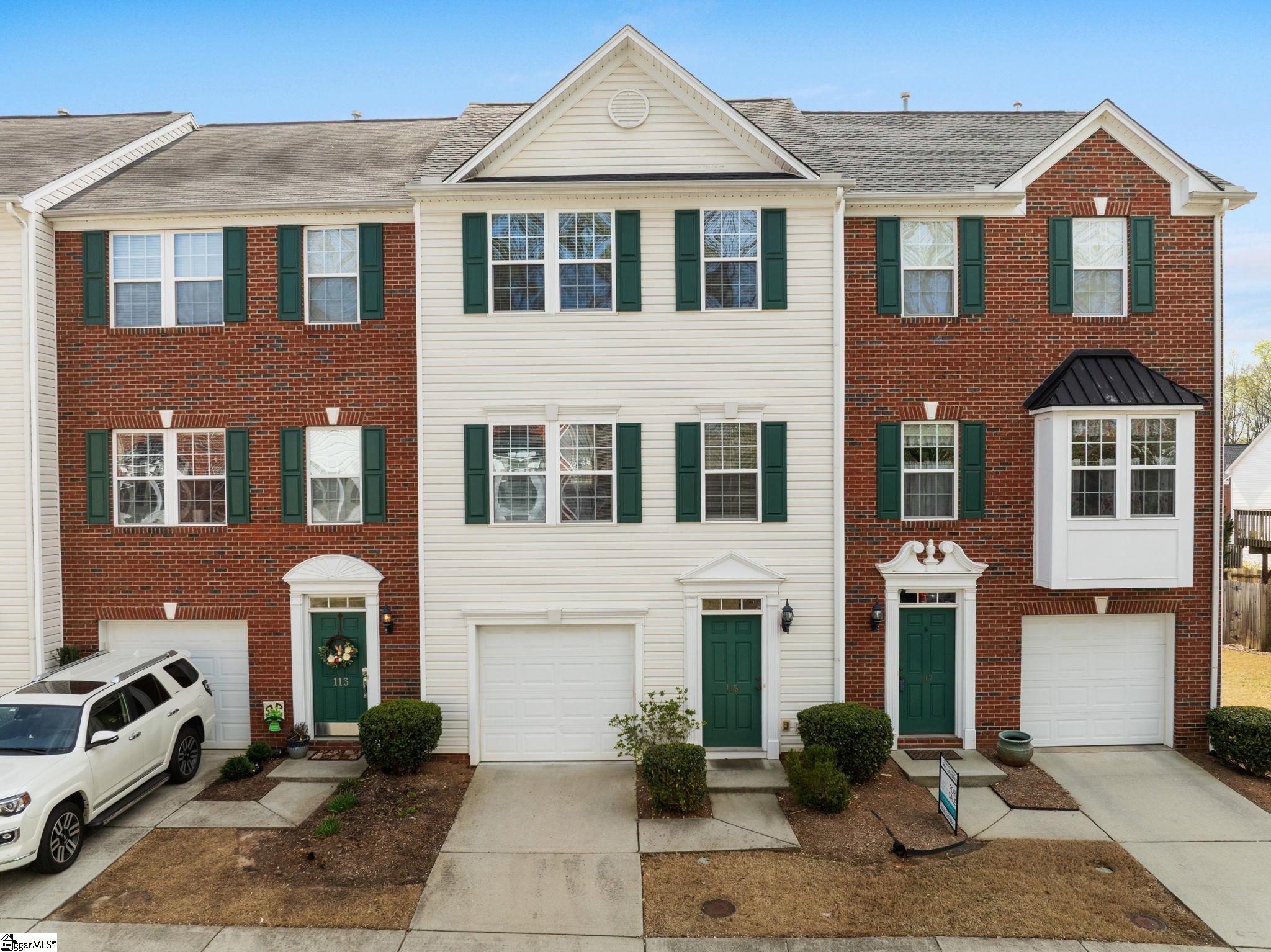 115 Sylvan Oak Way Simpsonville, SC 29681