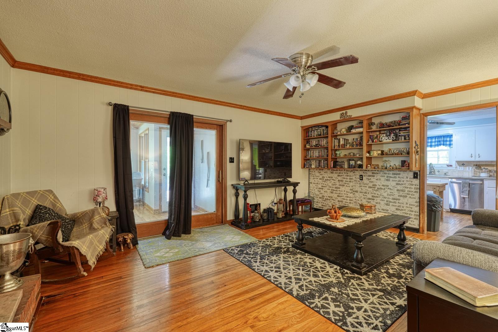 150 Shelton Drive Spartanburg, SC 29307