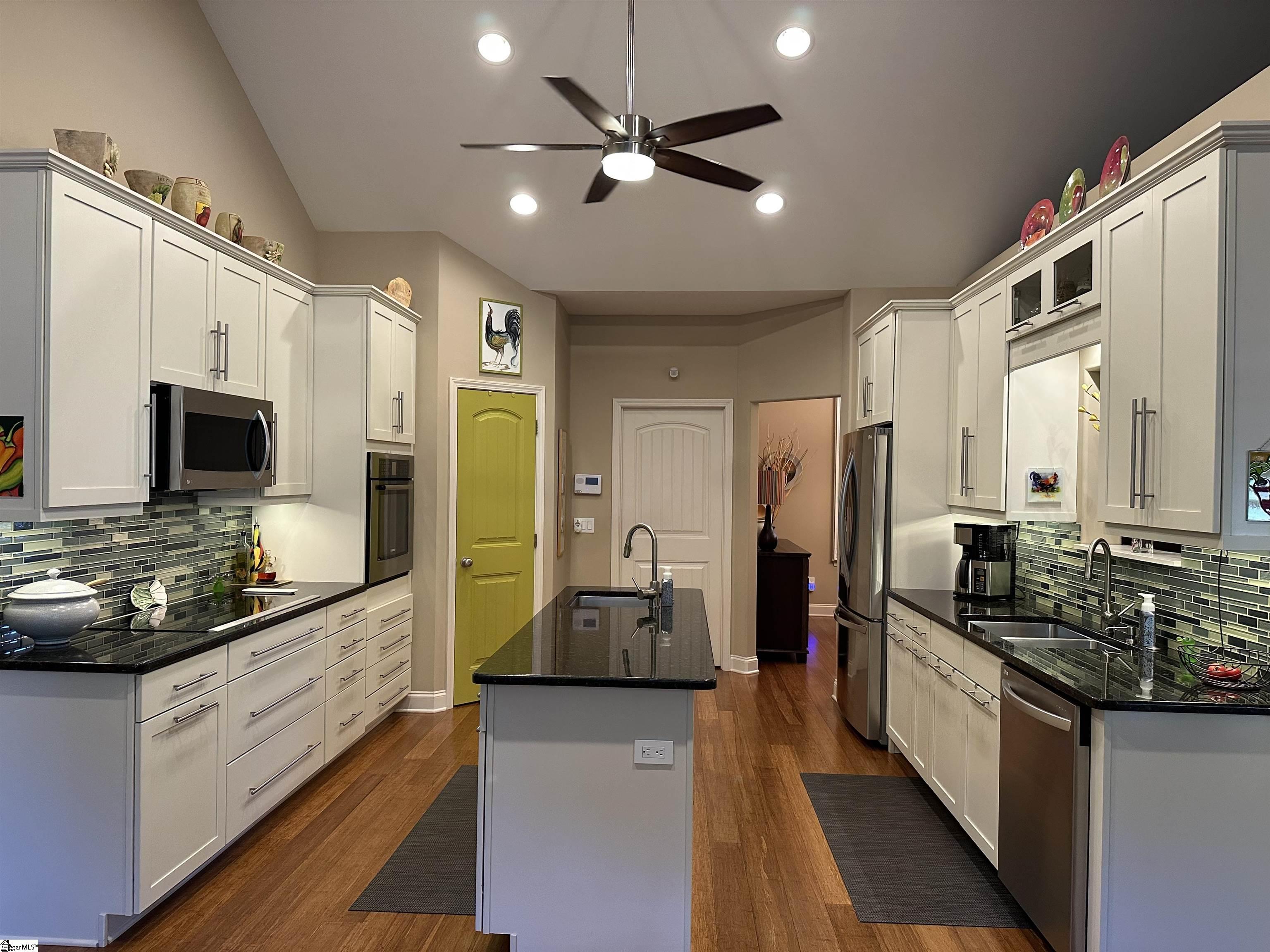 933 Benchmark Drive Wellford, SC 29385