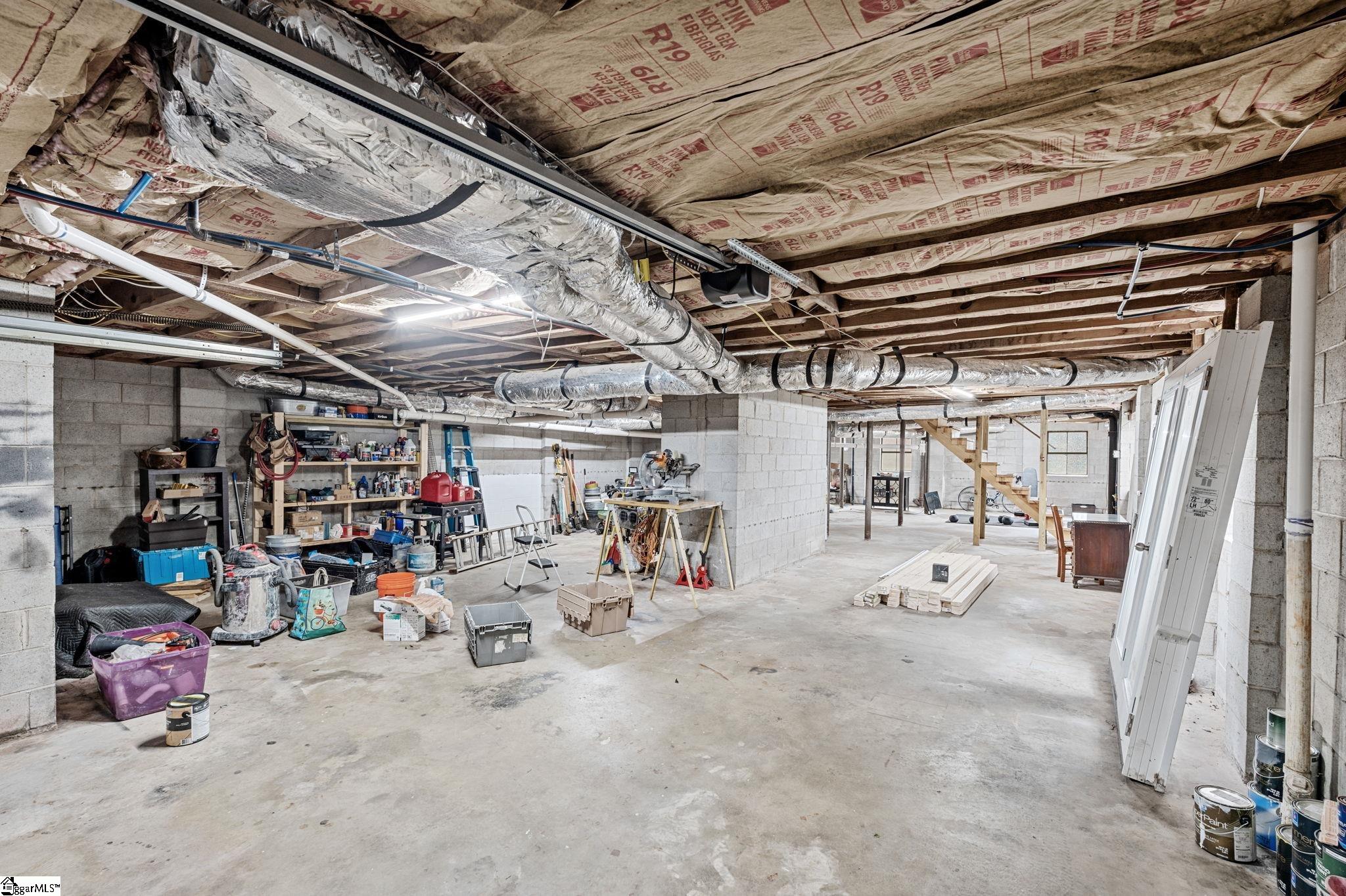 204 Greenacre Road Greenville, SC 29607