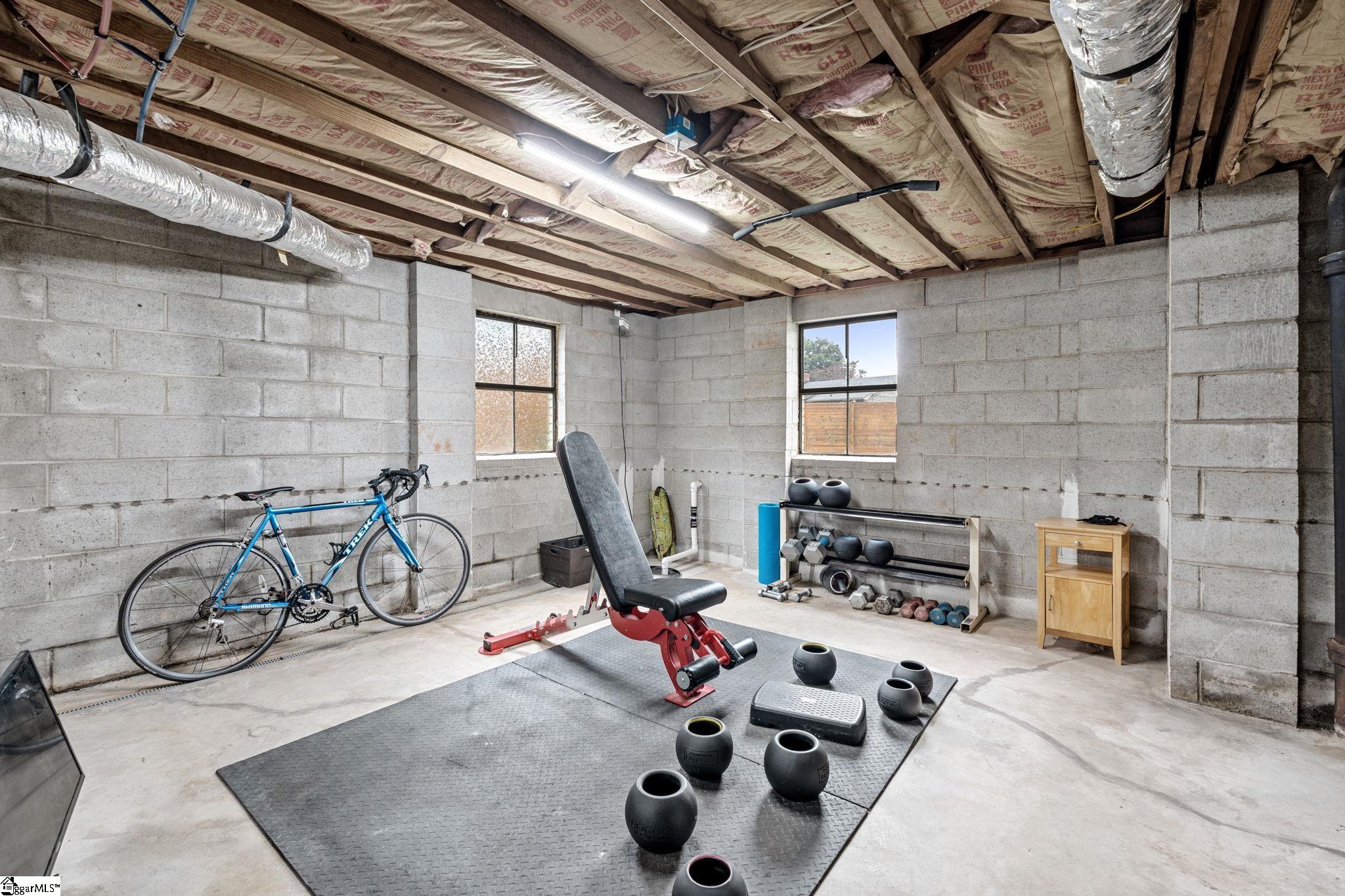 204 Greenacre Road Greenville, SC 29607