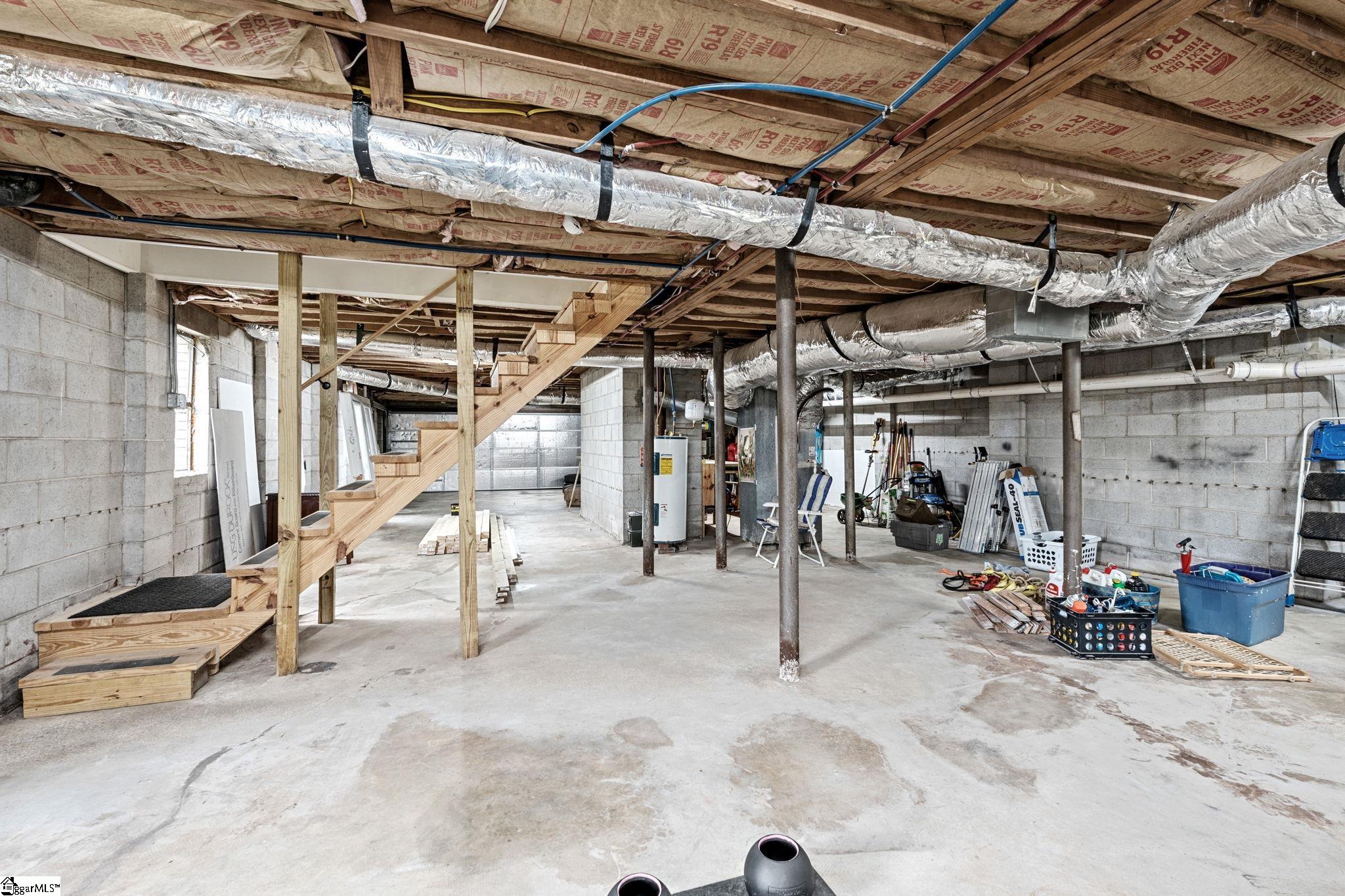 204 Greenacre Road Greenville, SC 29607