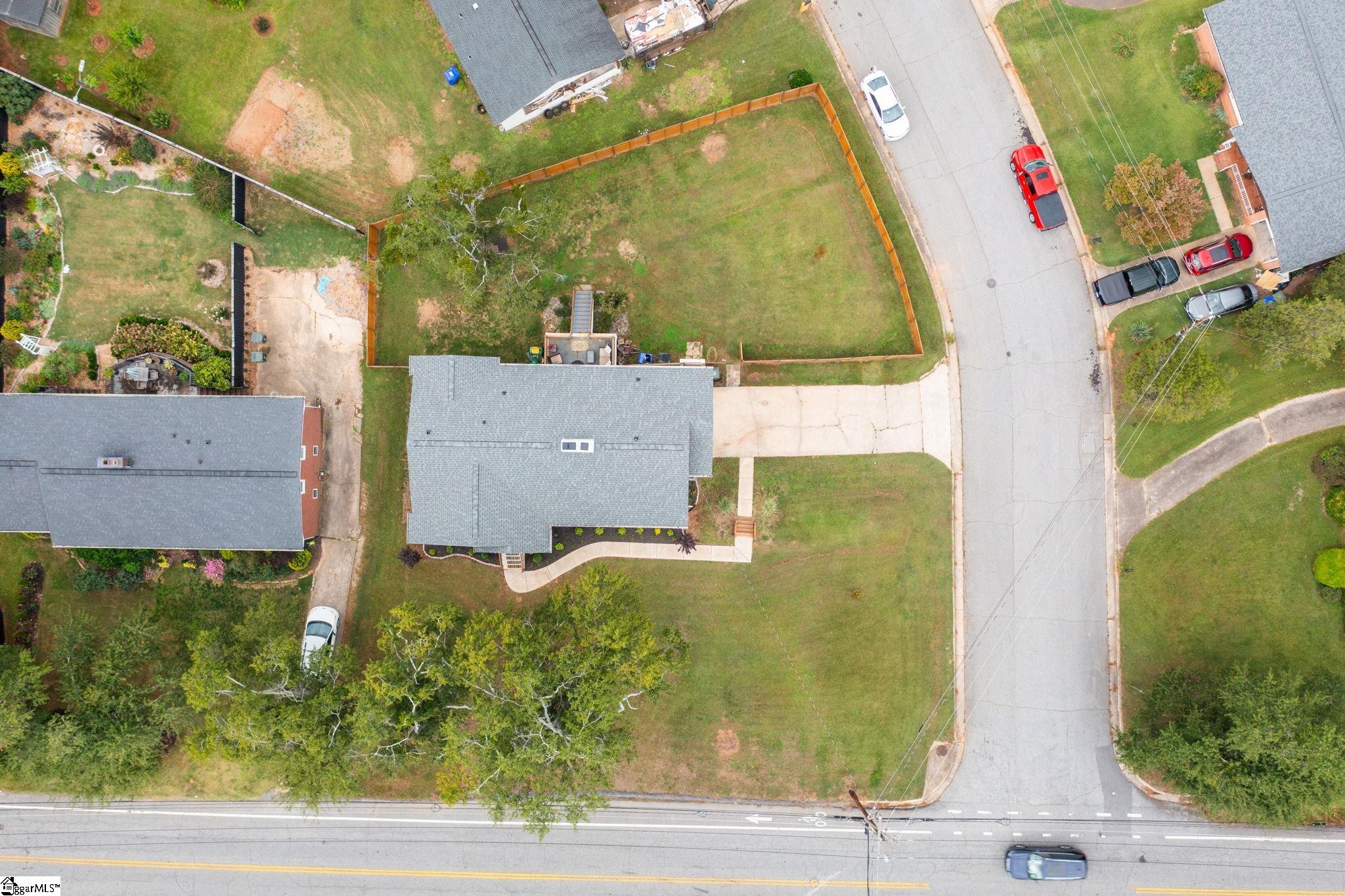 204 Greenacre Road Greenville, SC 29607