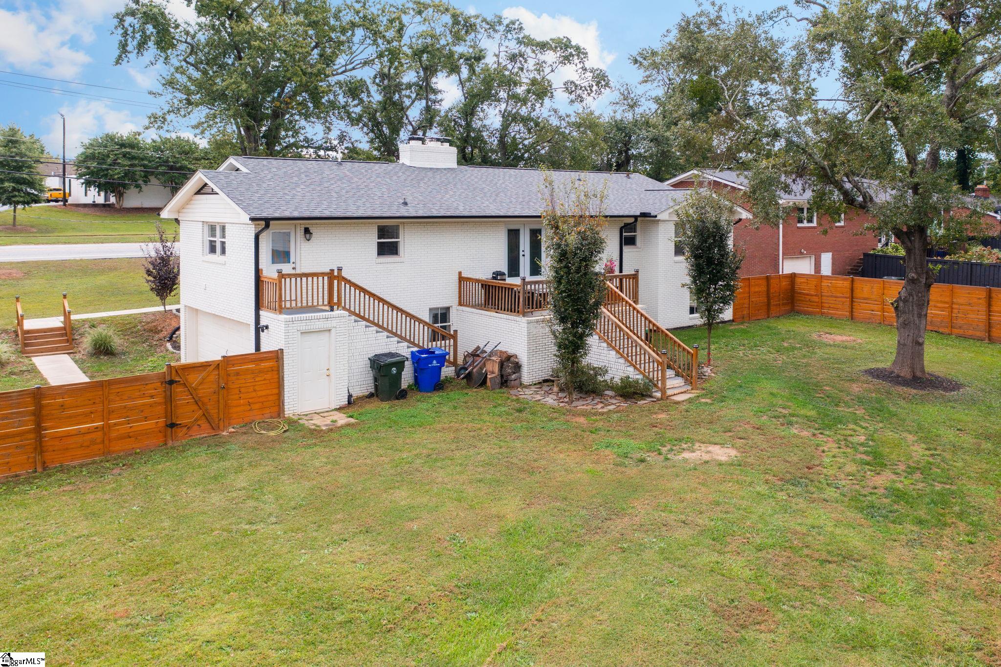 204 Greenacre Road Greenville, SC 29607