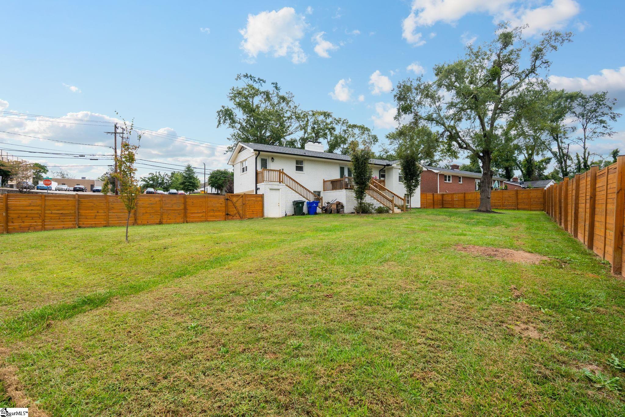 204 Greenacre Road Greenville, SC 29607
