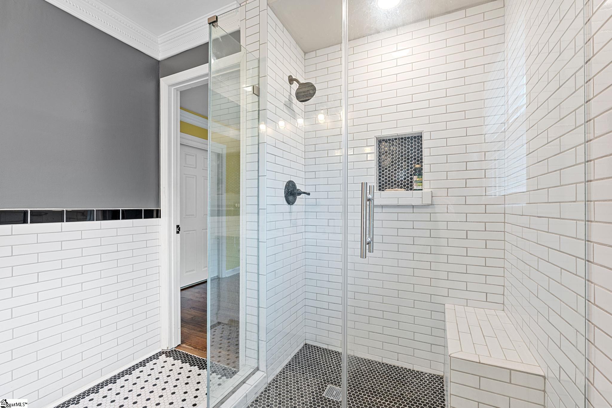 204 Greenacre Road Greenville, SC 29607