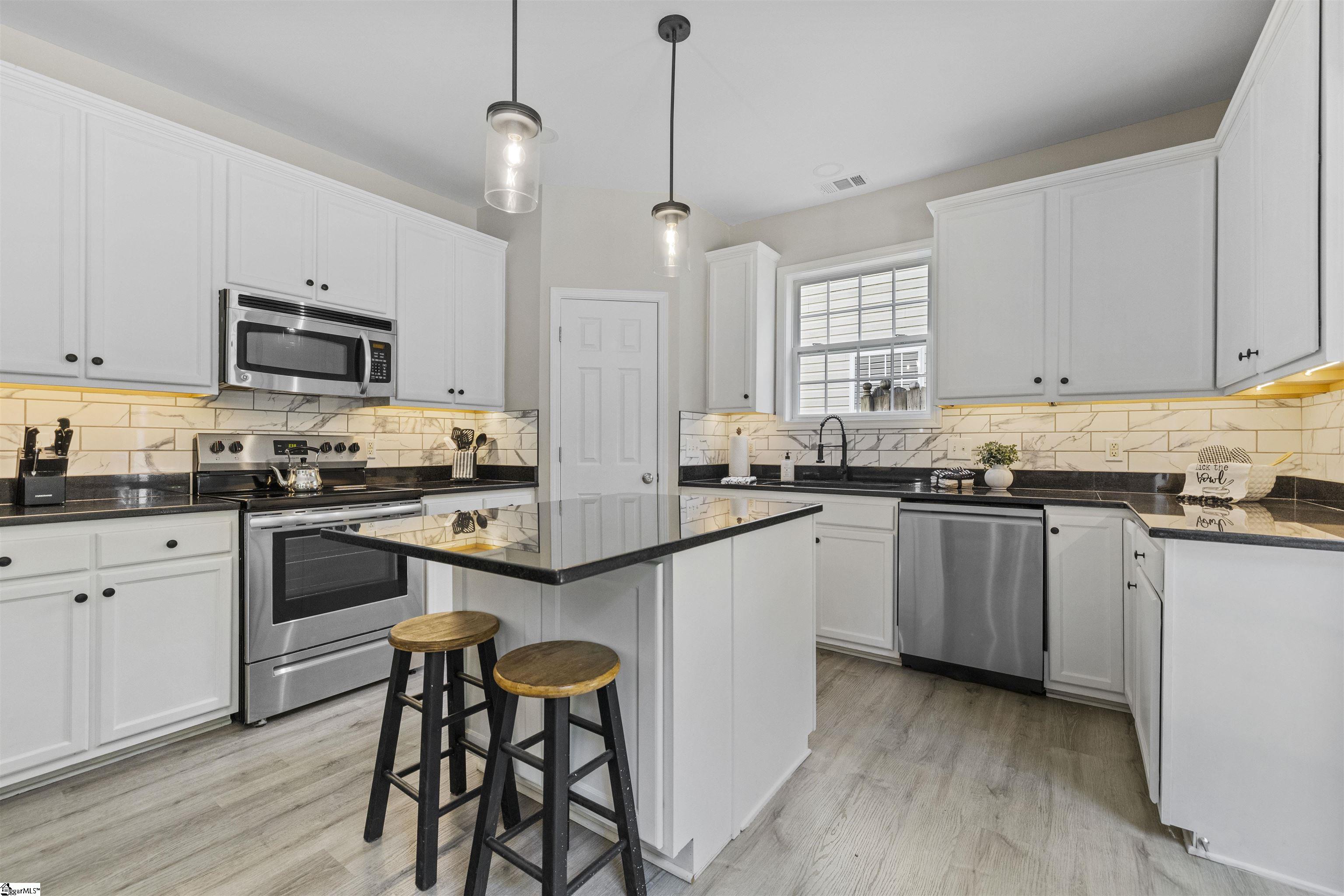 109 Leatherton Way Greenville, SC 29615