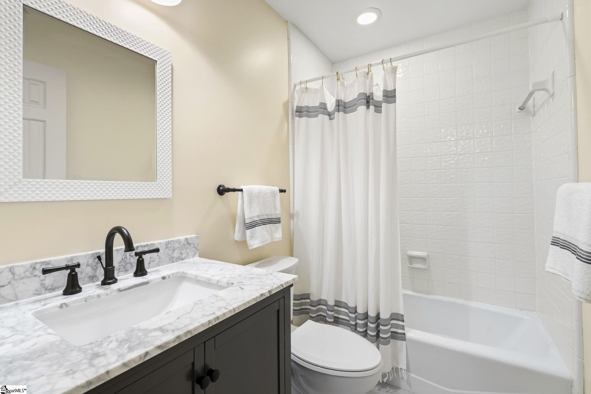 1212 Shadow Way Greenville, SC 29615
