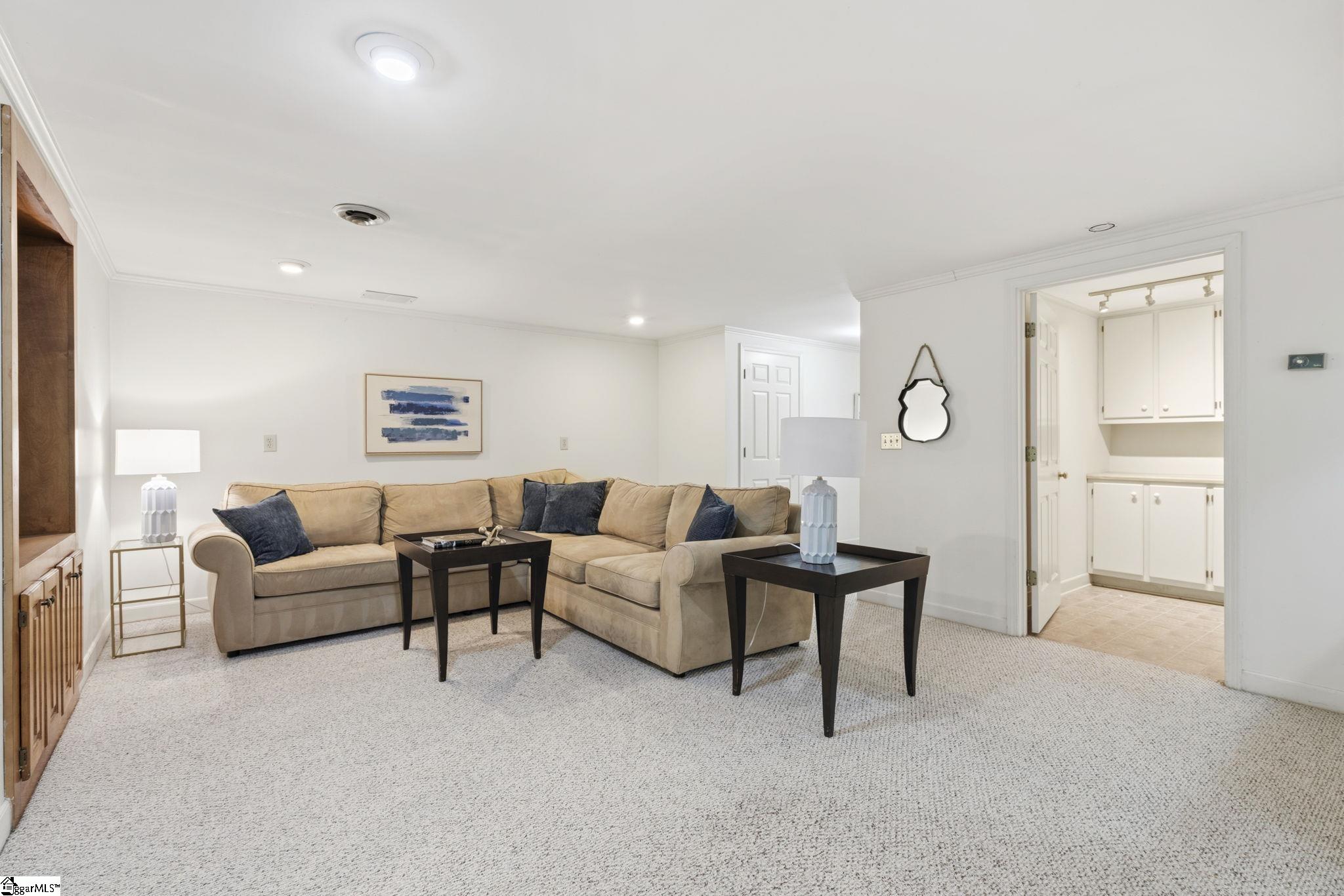 1212 Shadow Way Greenville, SC 29615