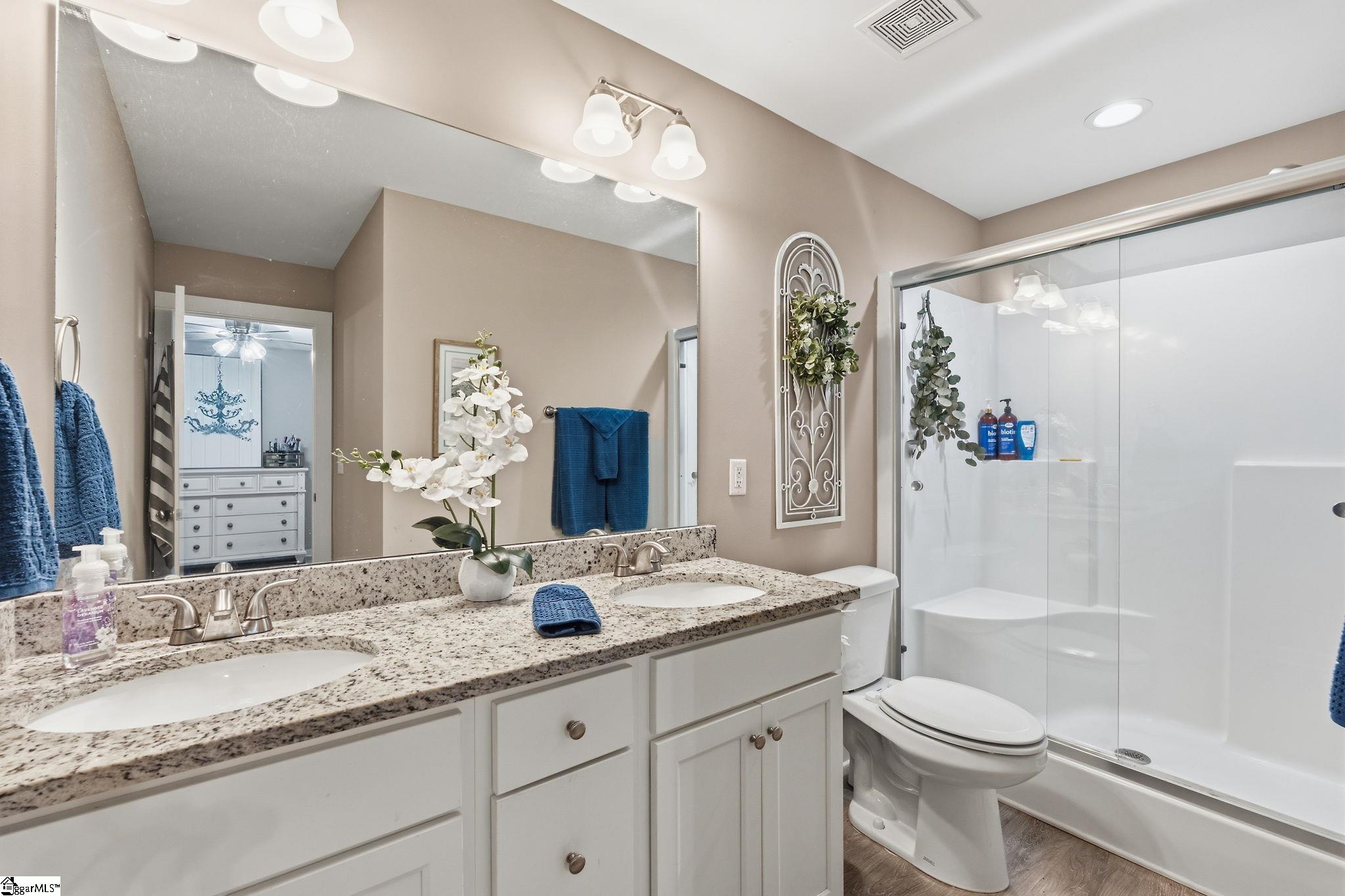7607 S Old Laurens Road Gray Court, SC 29645