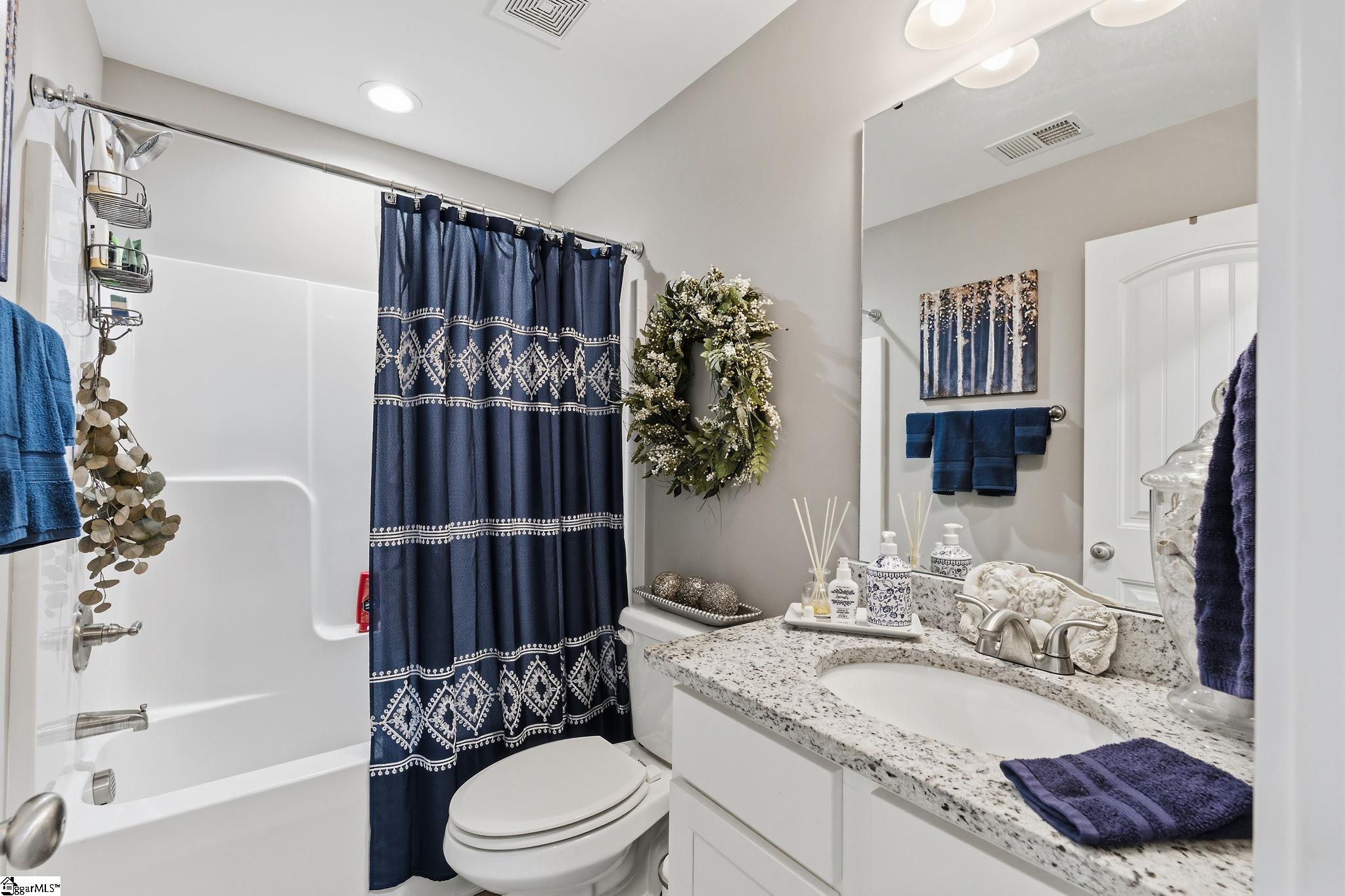 7607 S Old Laurens Road Gray Court, SC 29645