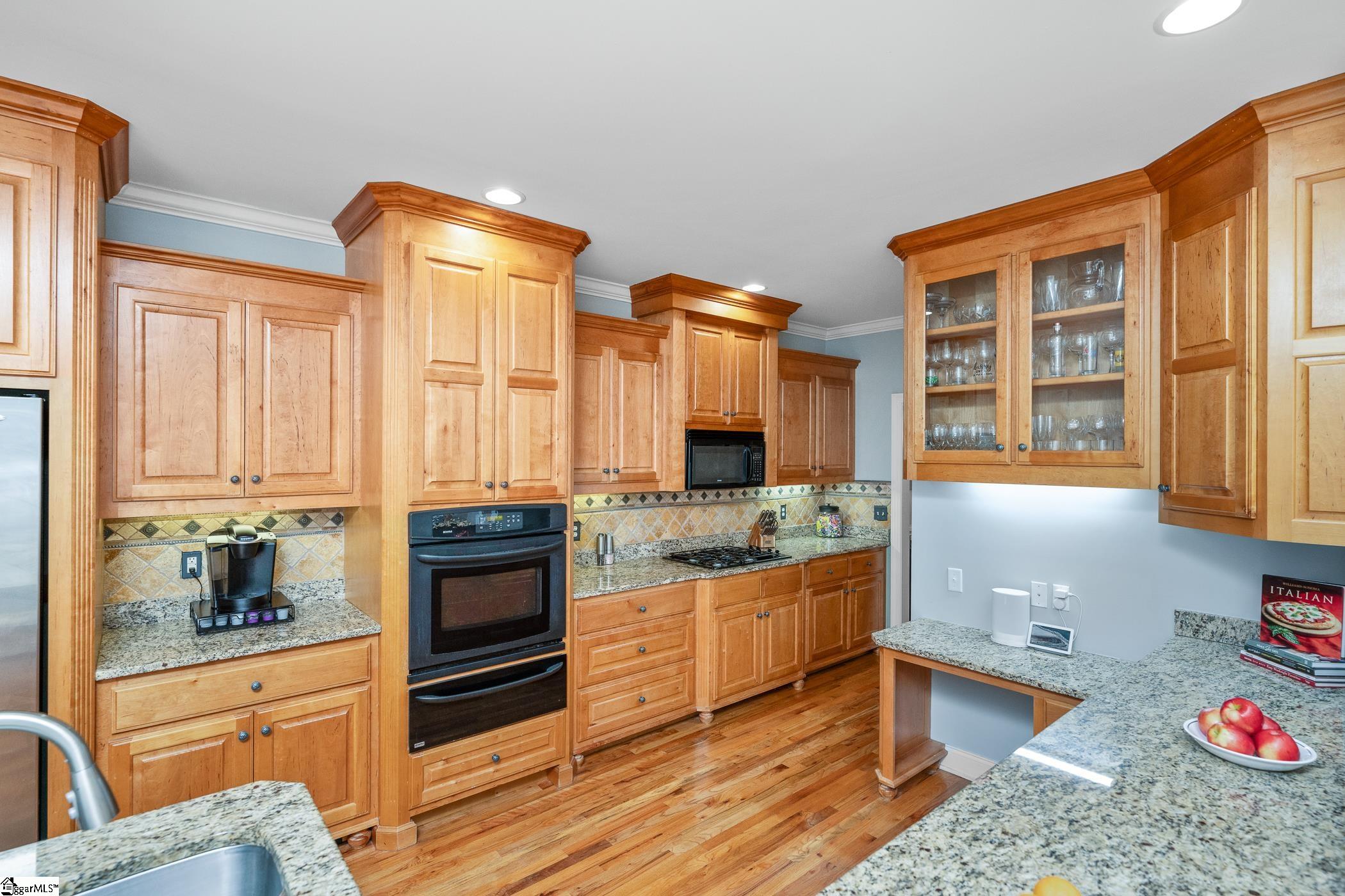 127 Warren Drive Easley, SC 29640