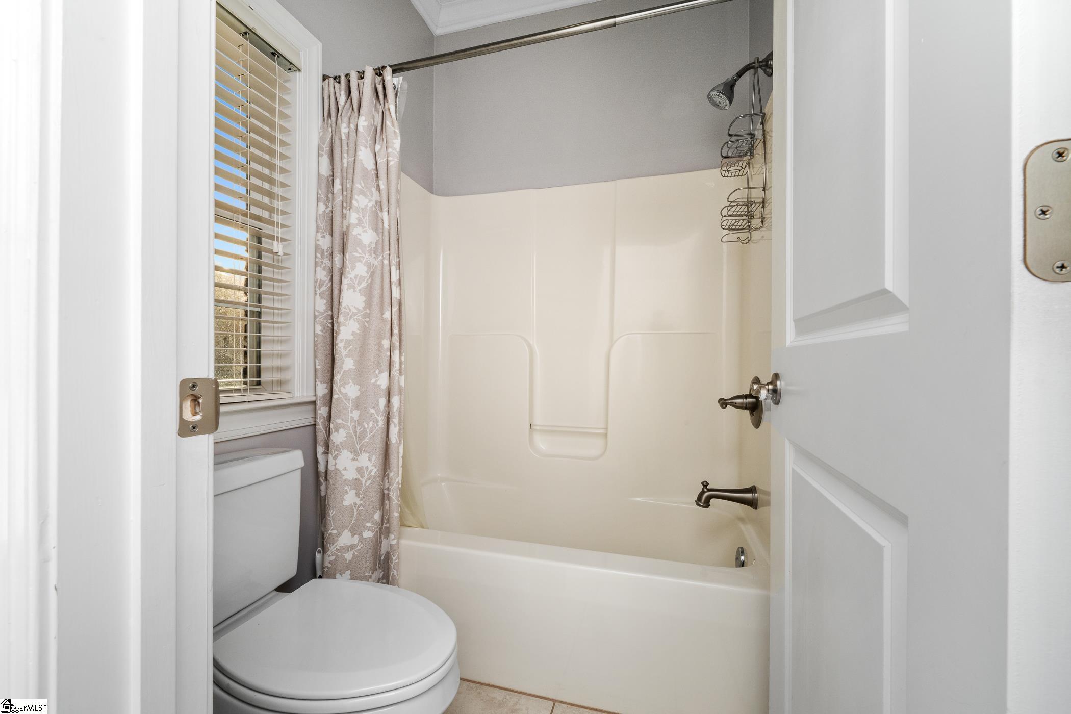 127 Warren Drive Easley, SC 29640