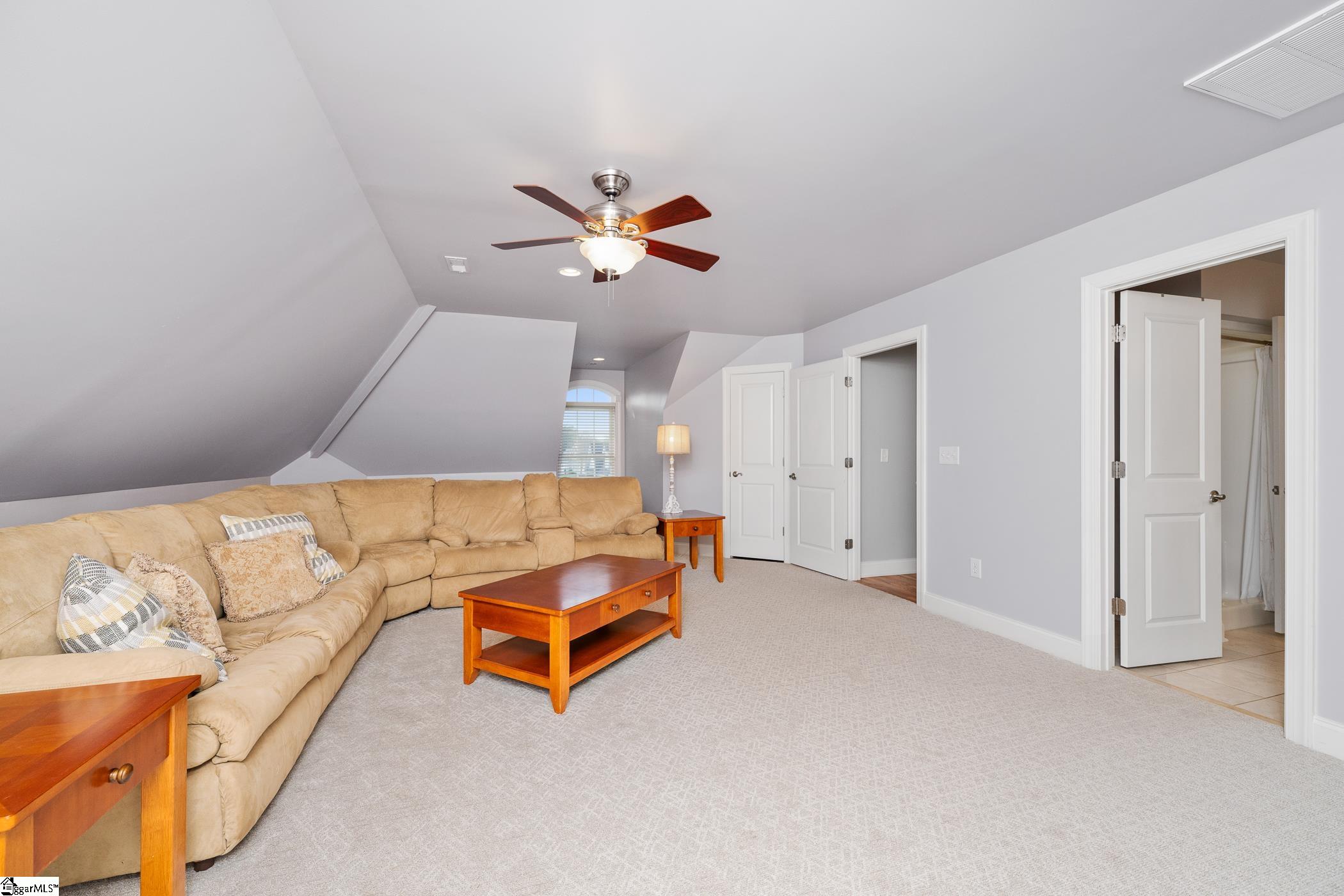 127 Warren Drive Easley, SC 29640