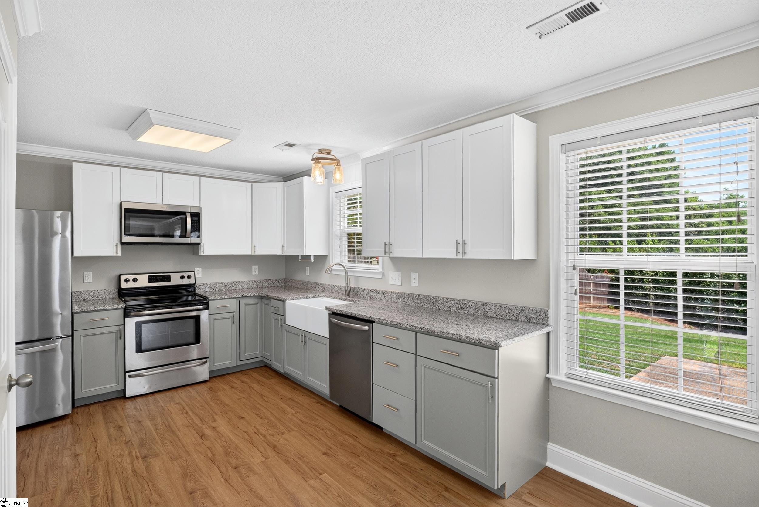 128 Saxon Falls Court Mauldin, SC 29662