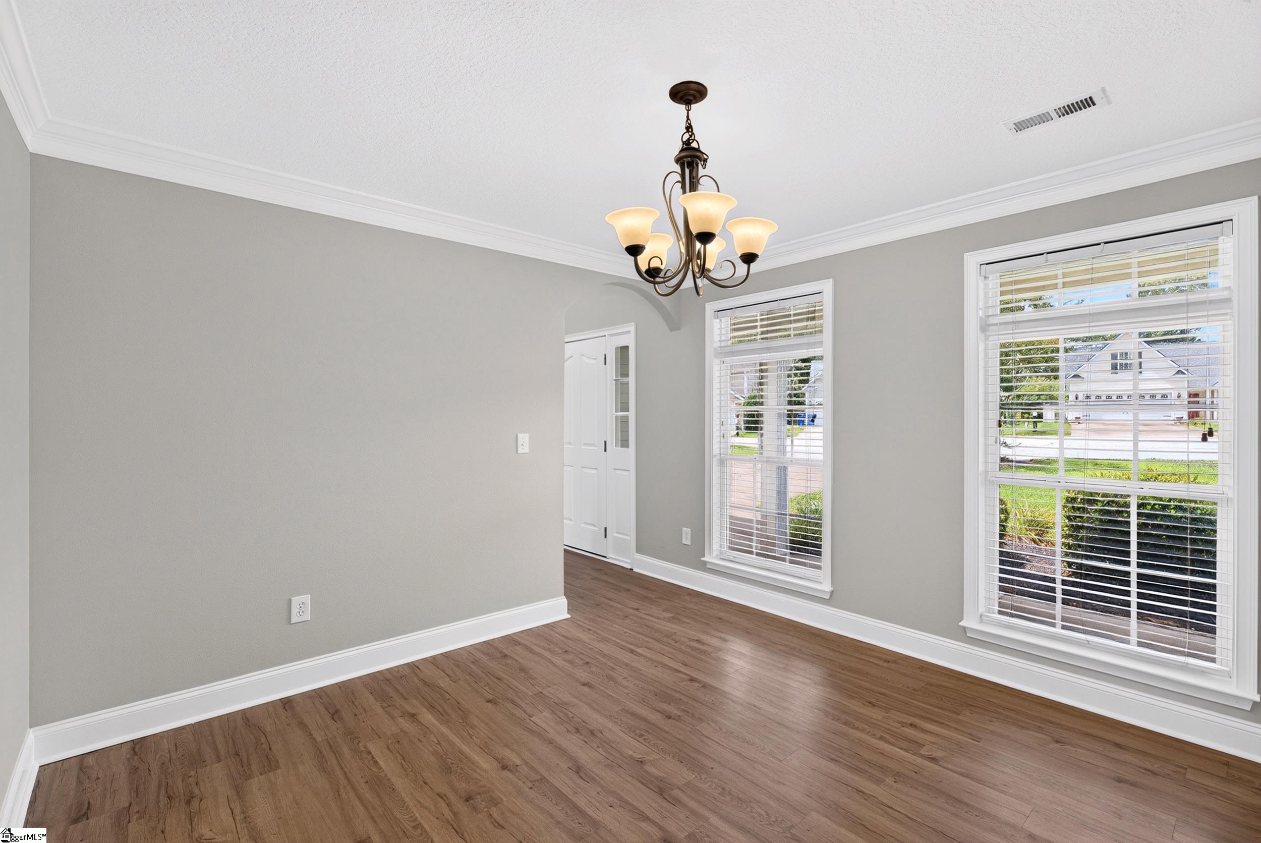128 Saxon Falls Court Mauldin, SC 29662