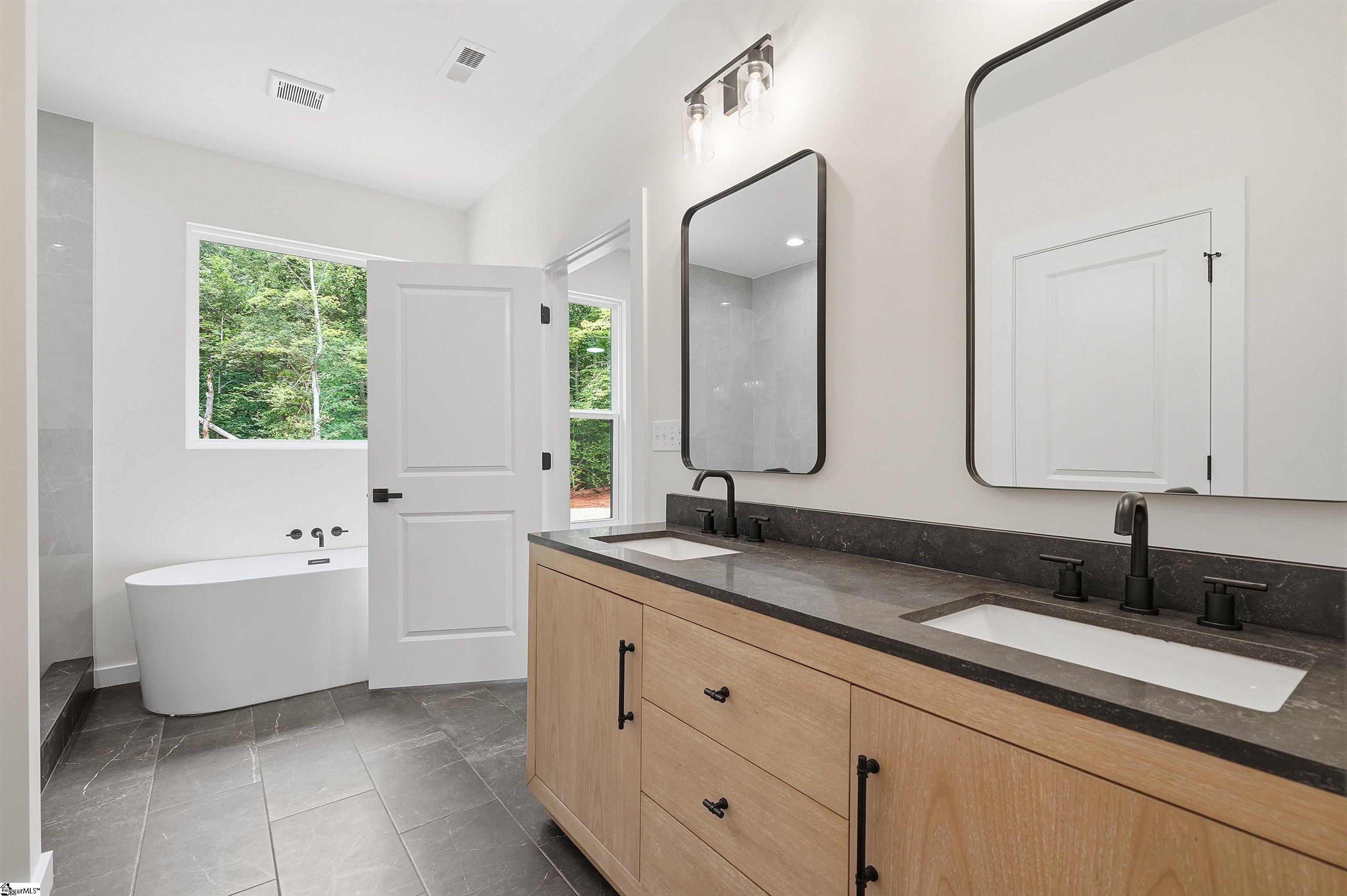 2835 Melvin Hill Road Campobello, SC 29322