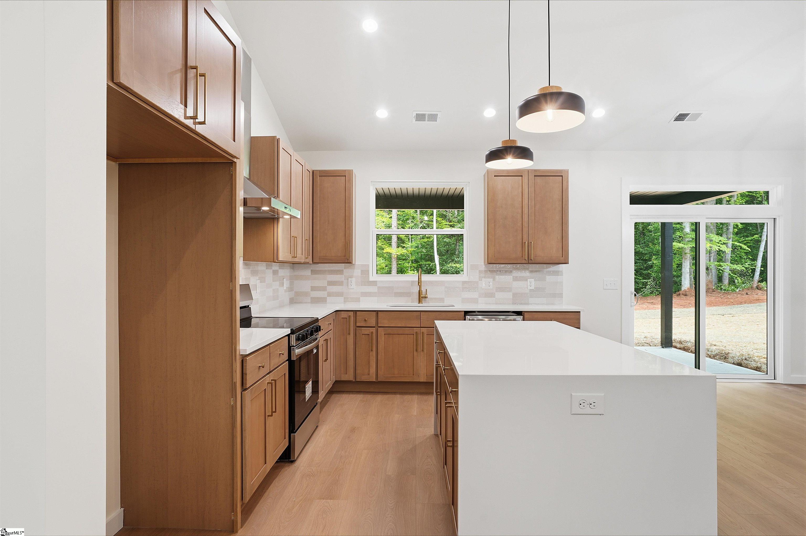 2835 Melvin Hill Road Campobello, SC 29322