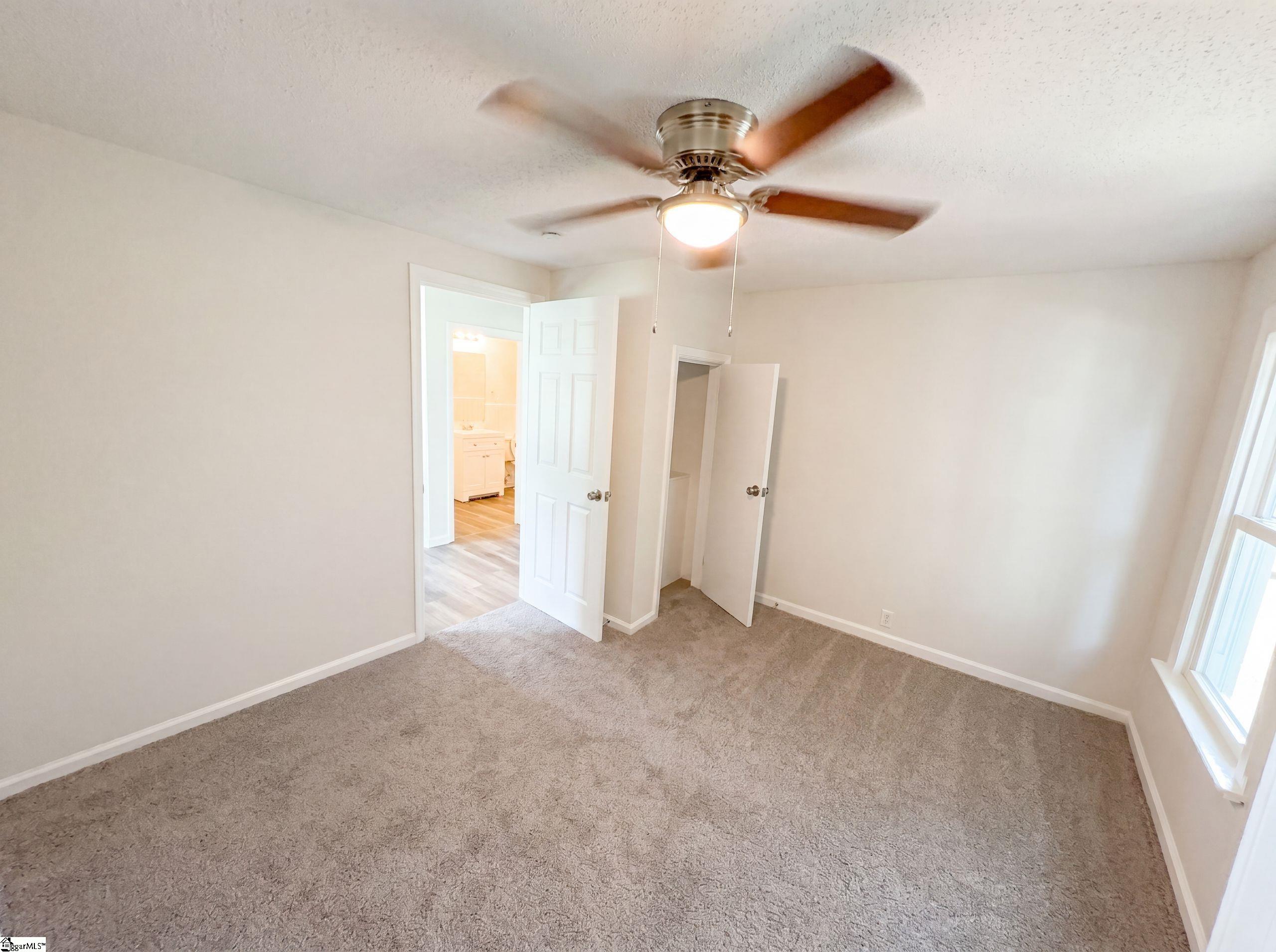 202 E Centennial Street Clinton, SC 29325
