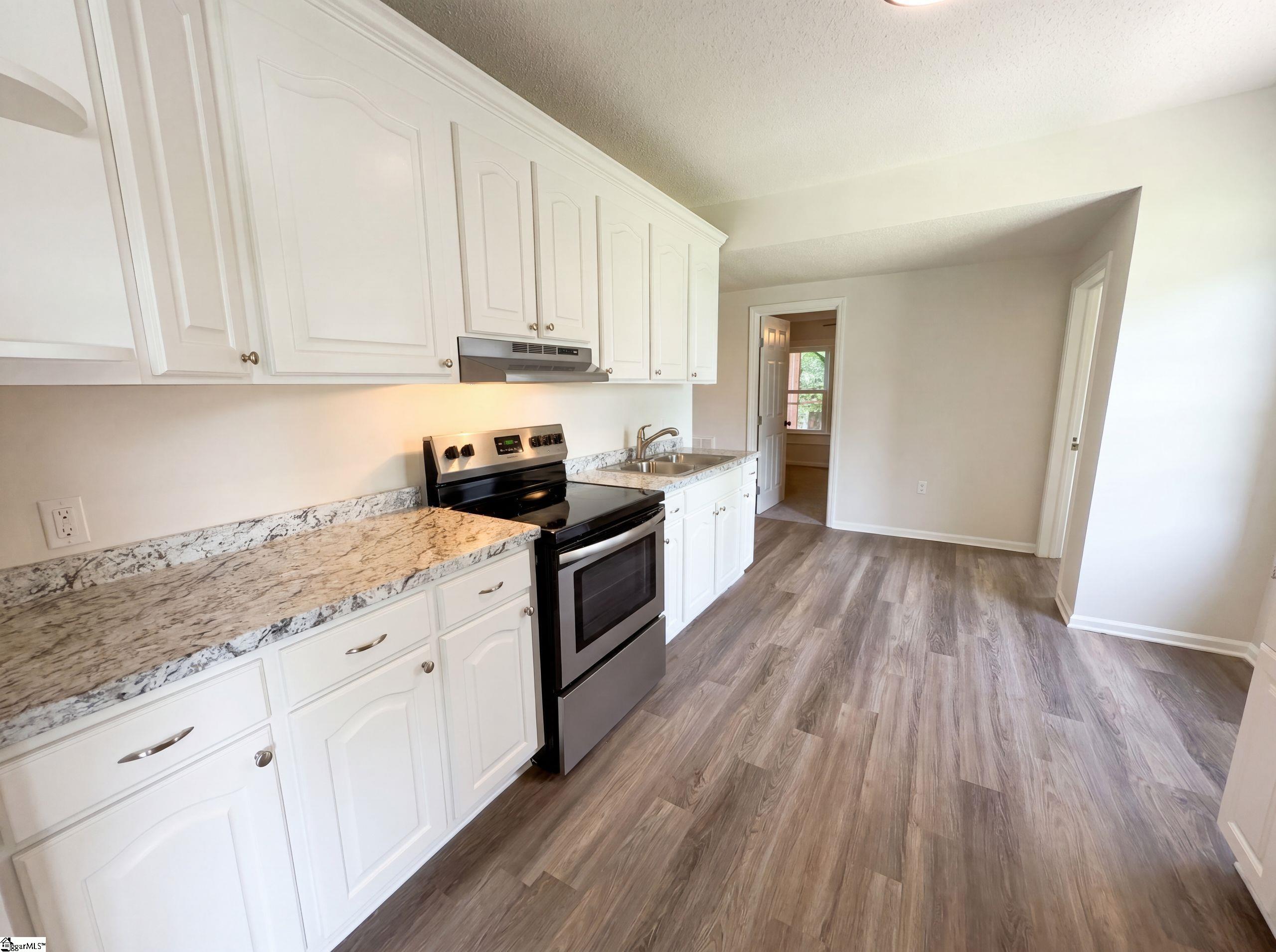 202 E Centennial Street Clinton, SC 29325