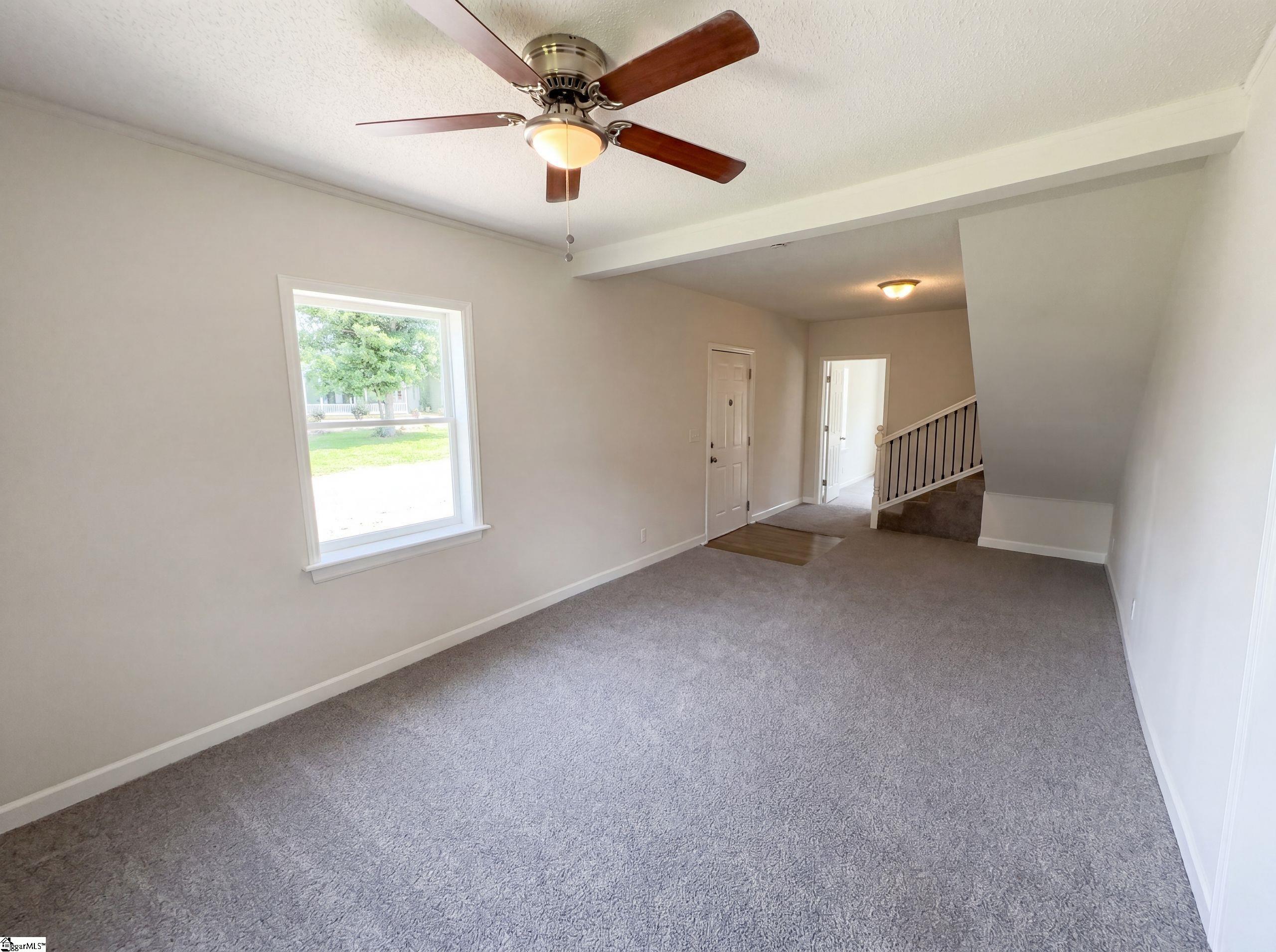 202 E Centennial Street Clinton, SC 29325
