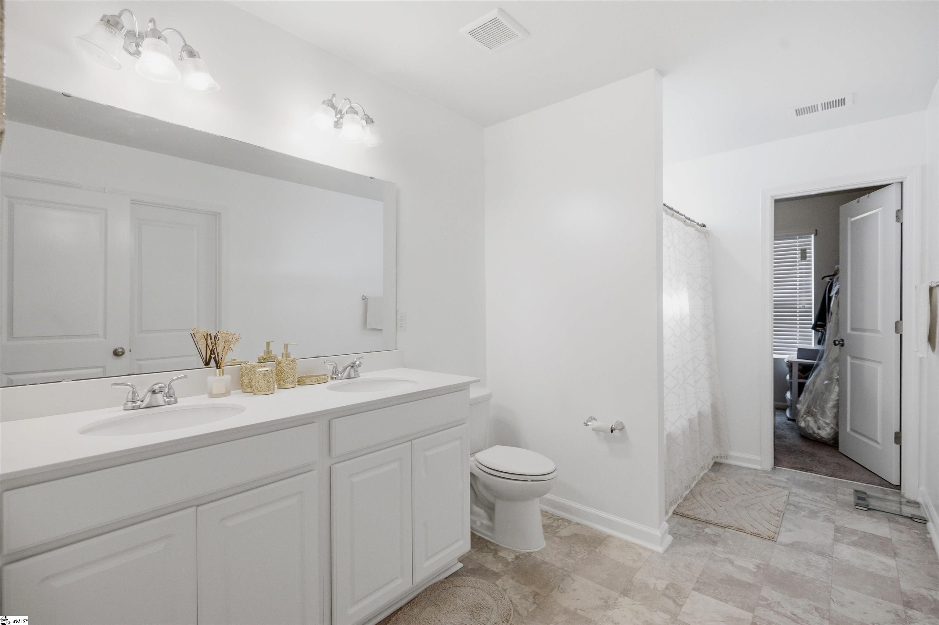 712 Roebuck Avenue Roebuck, SC 29376