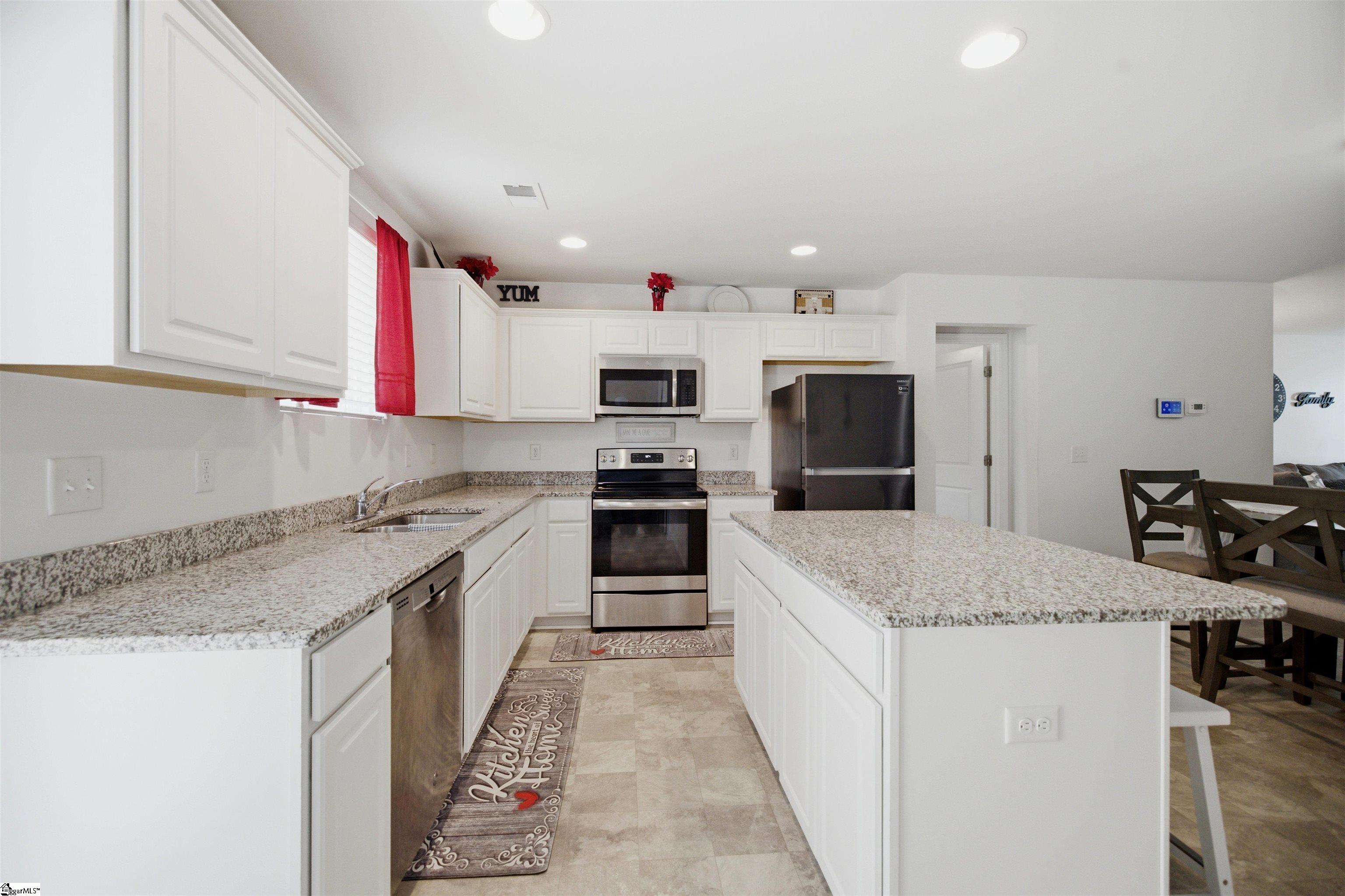 712 Roebuck Avenue Roebuck, SC 29376