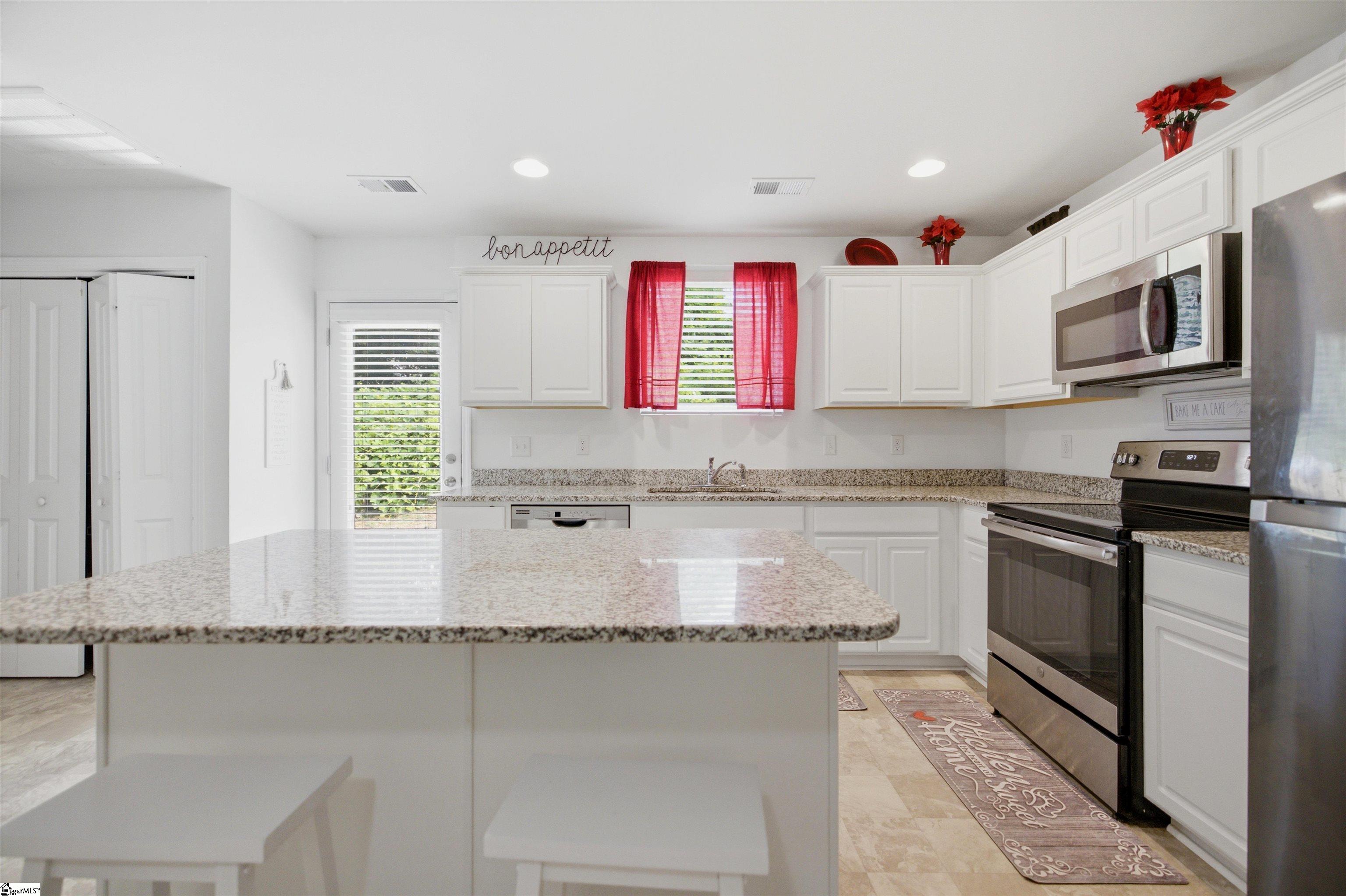 712 Roebuck Avenue Roebuck, SC 29376