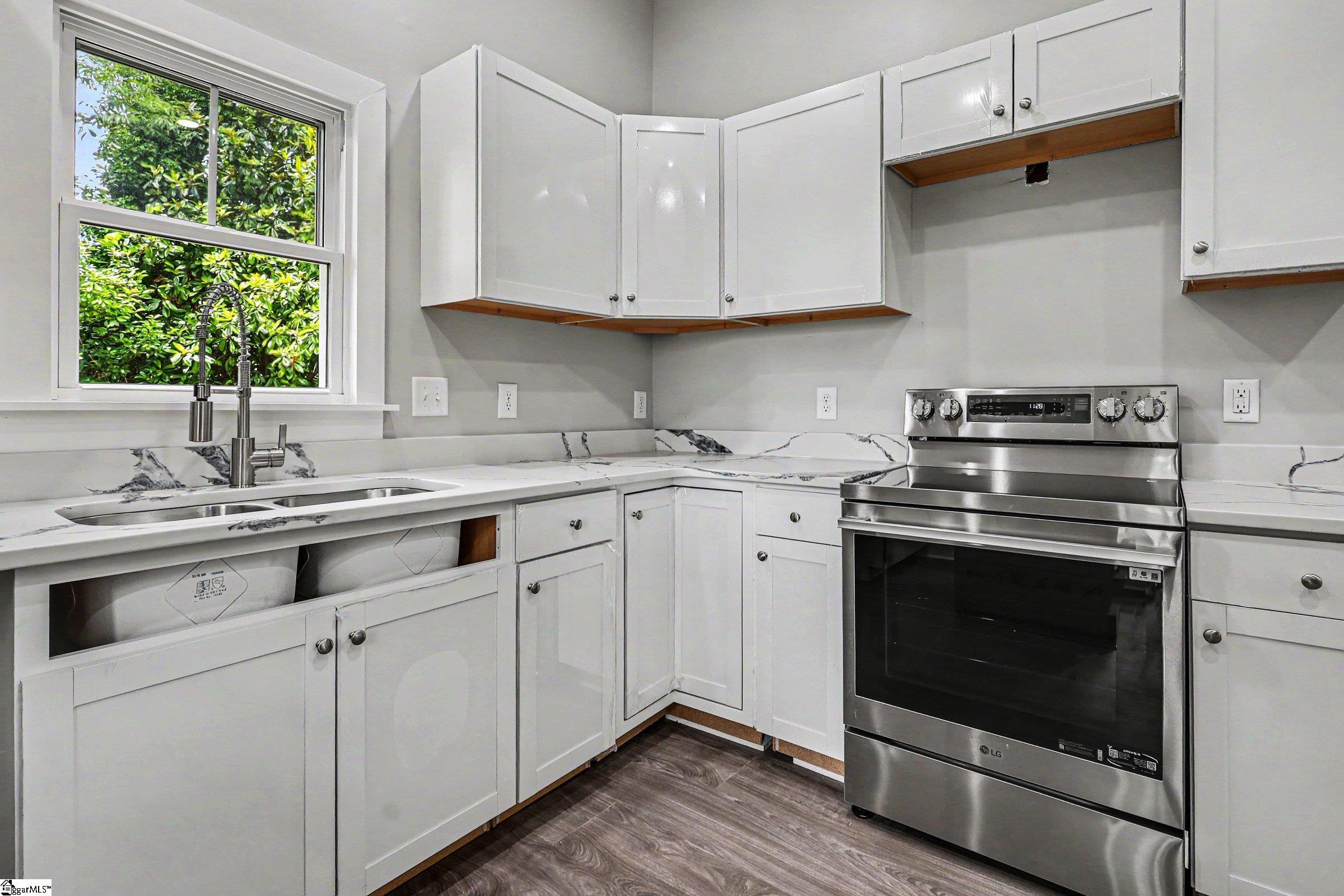 303 E Park Avenue Spartanburg, SC 29306