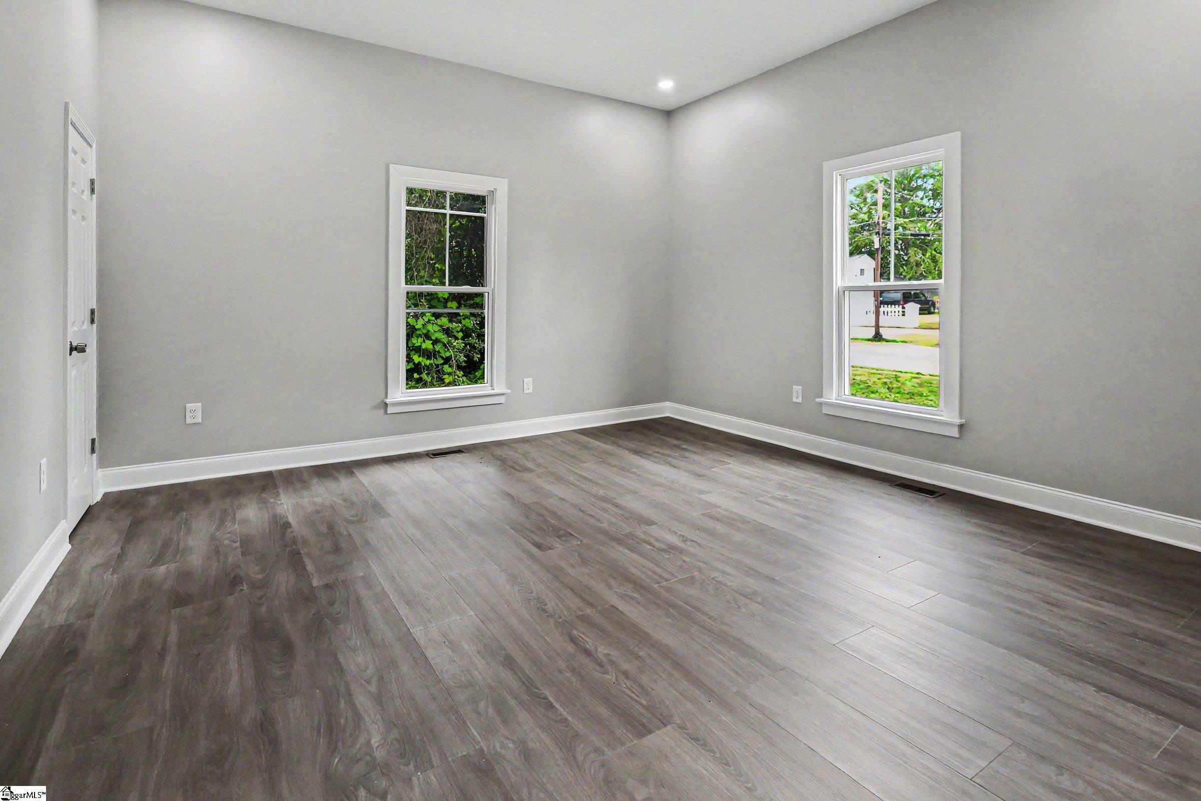 303 E Park Avenue Spartanburg, SC 29306
