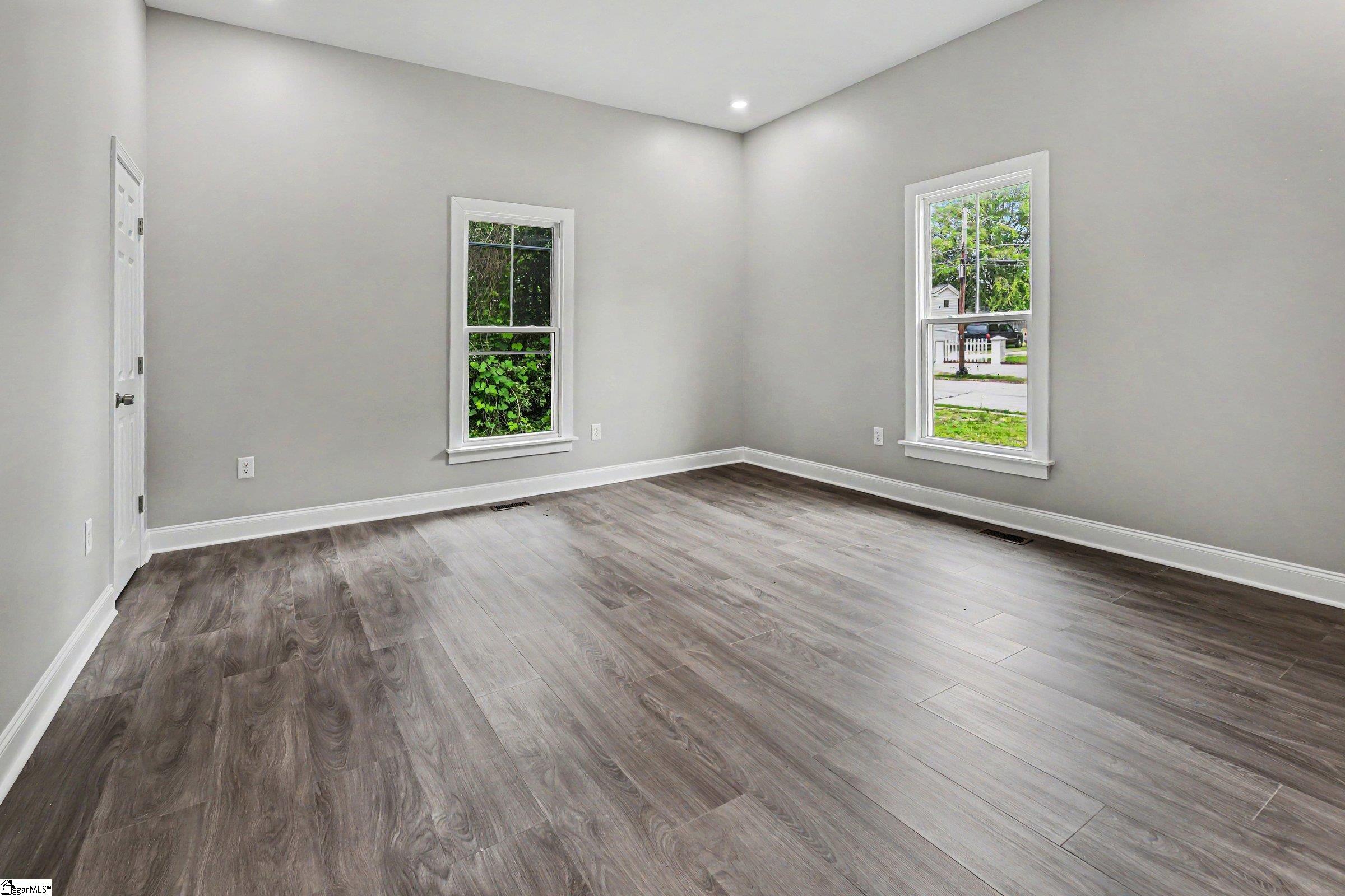 303 E Park Avenue Spartanburg, SC 29306