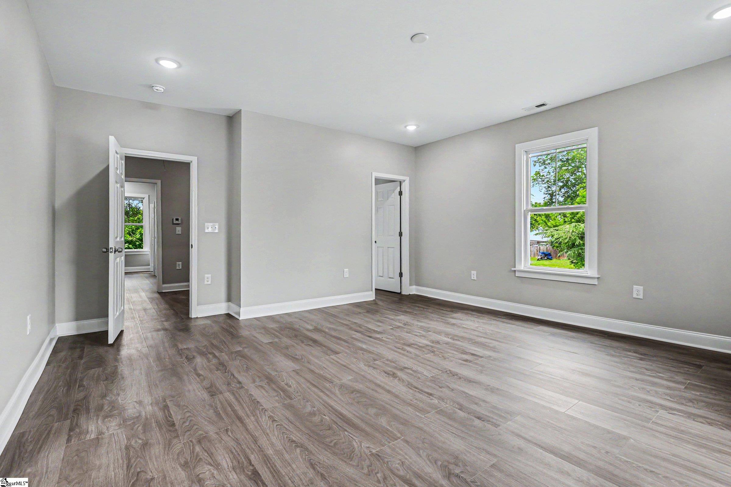 303 E Park Avenue Spartanburg, SC 29306
