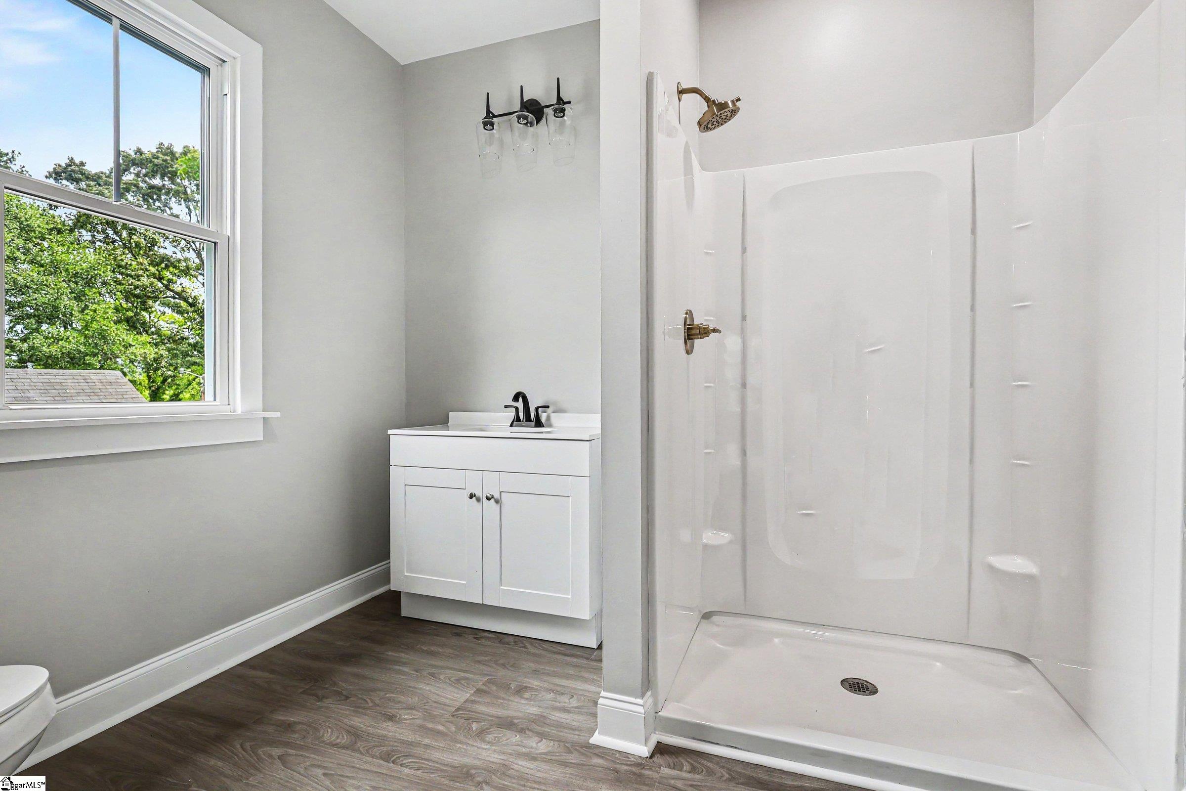 303 E Park Avenue Spartanburg, SC 29306