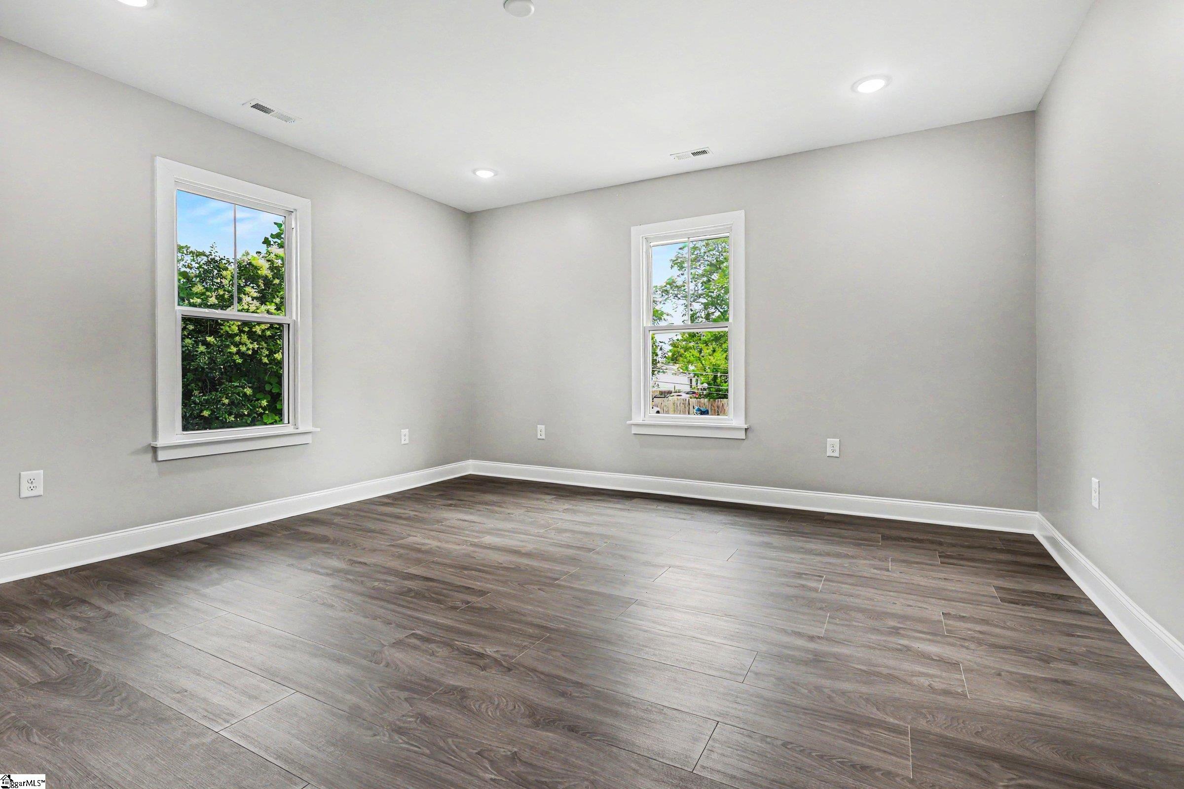 303 E Park Avenue Spartanburg, SC 29306