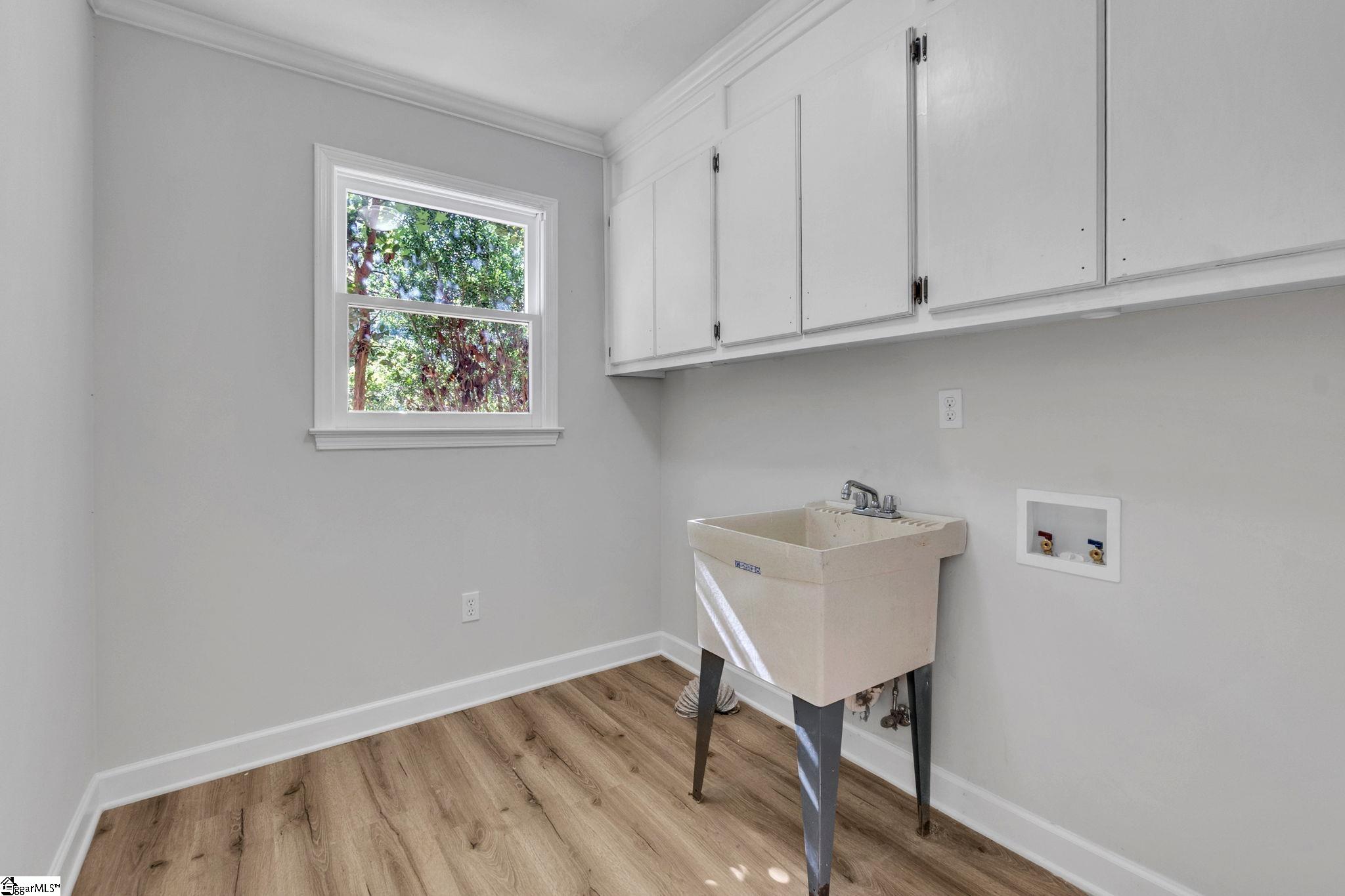 1112 Willow Branch Drive Simpsonville, SC 29680