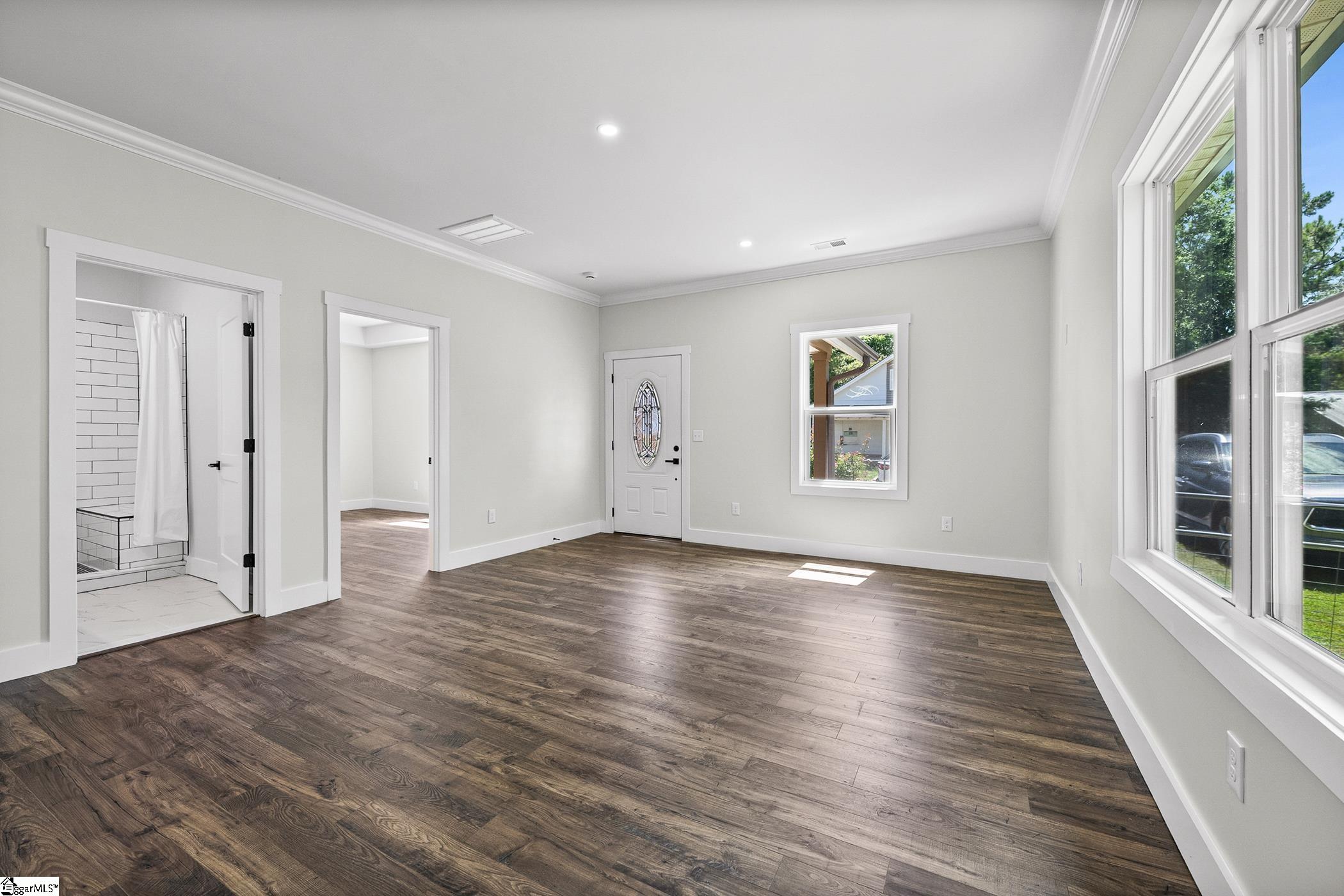 81 Palmetto Street Clinton, SC 29325